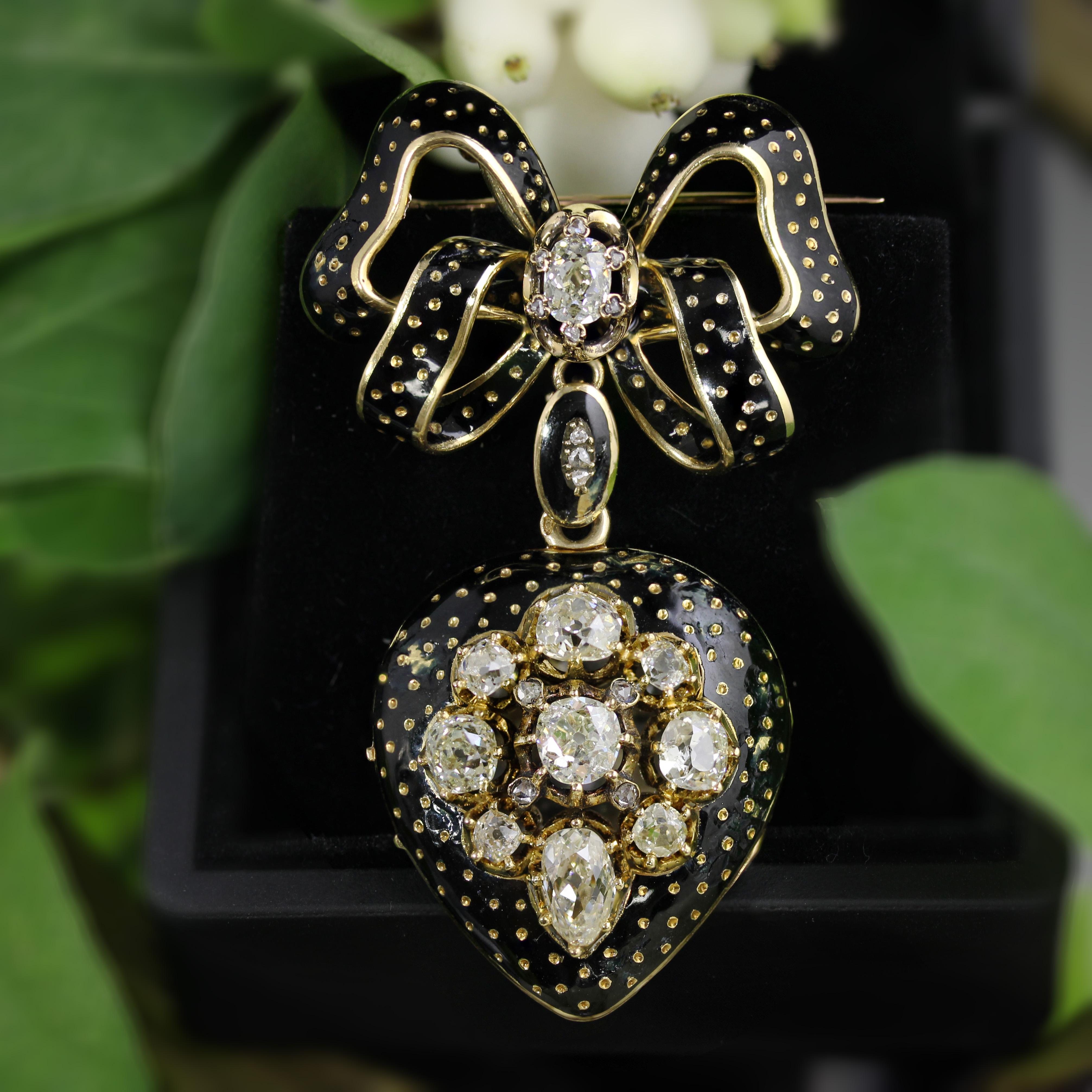 Französische Medaillon-Anhänger-Brosche aus 18 Karat Gelbgold mit Diamanten und Emaille aus dem 19. Jahrhundert im Angebot 9