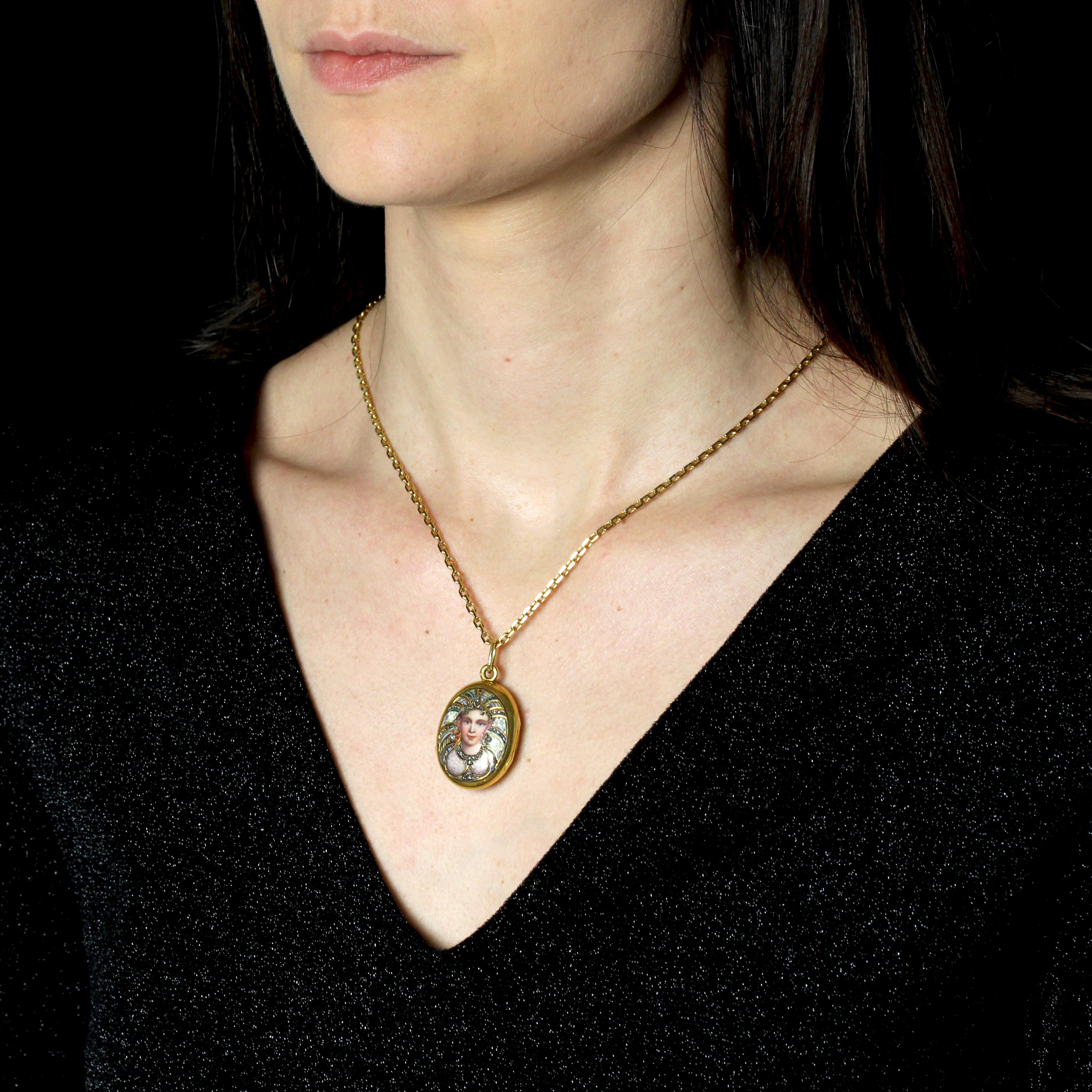 Women's French 19th Century Diamonds Enamel 18 karat Yellow Gold Locket Pendant For Sale