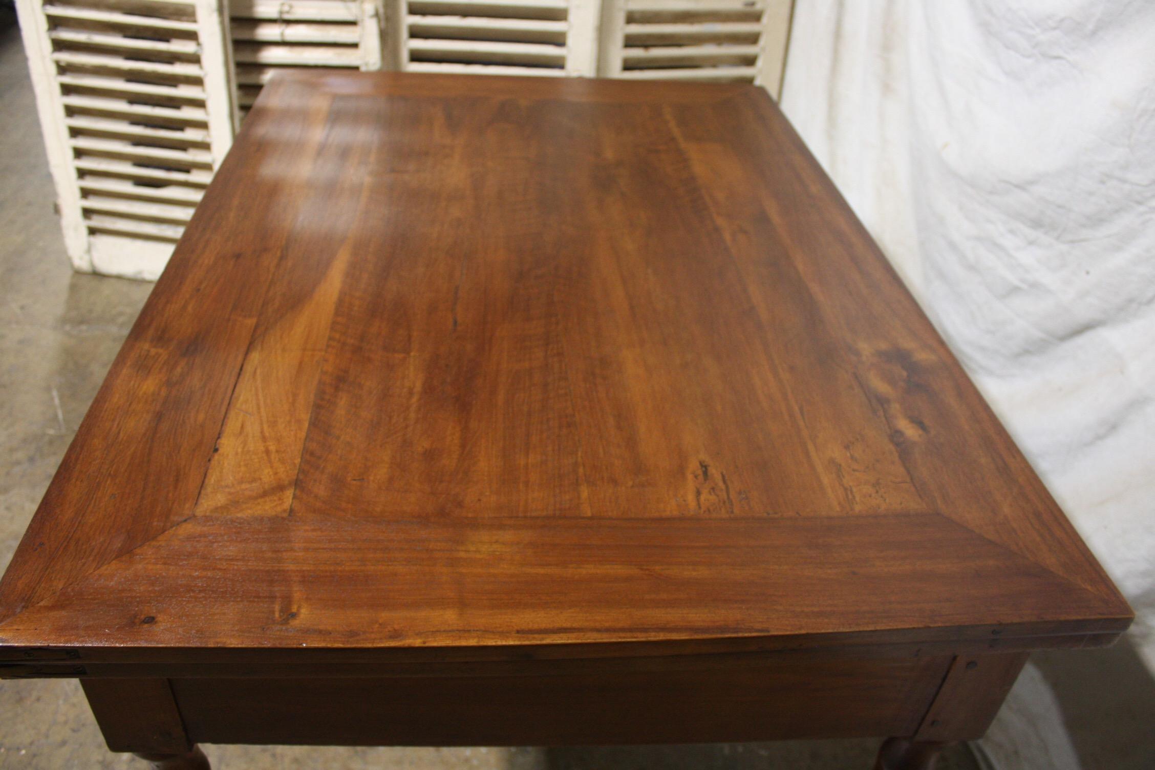 French 19th Century Dining Room Table For Sale 9