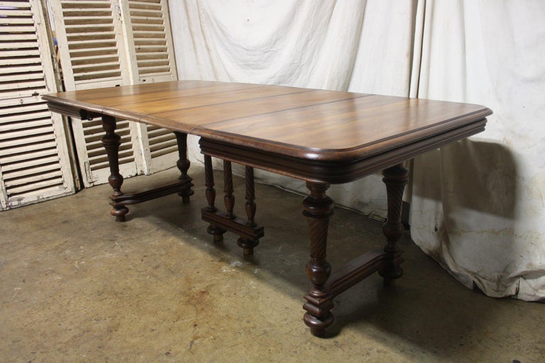 French 19th Century Dining Room Table In Good Condition For Sale In Atlanta, GA