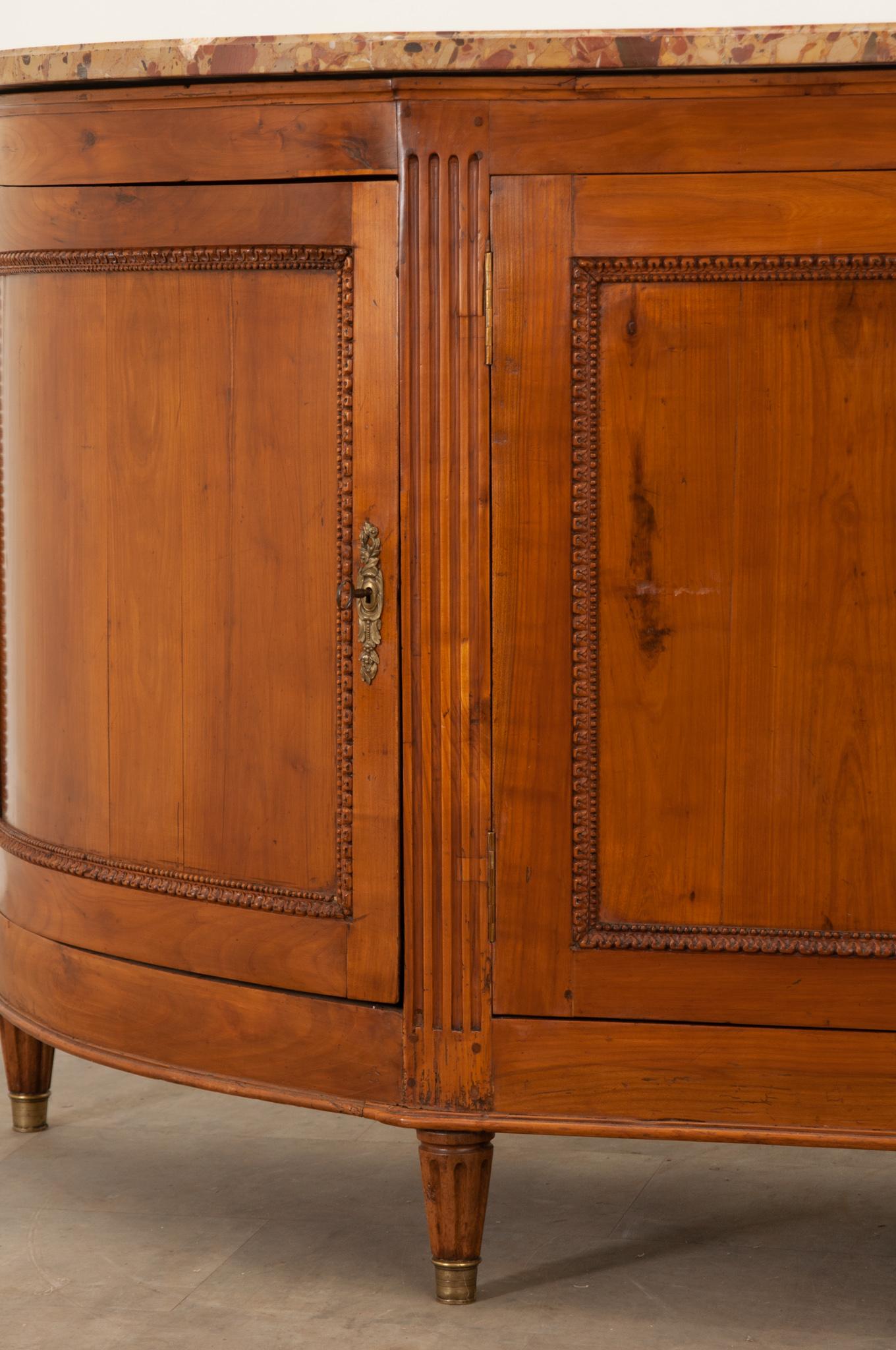 French 19th Century Directoire Fruitwood Enfilade In Good Condition For Sale In Baton Rouge, LA