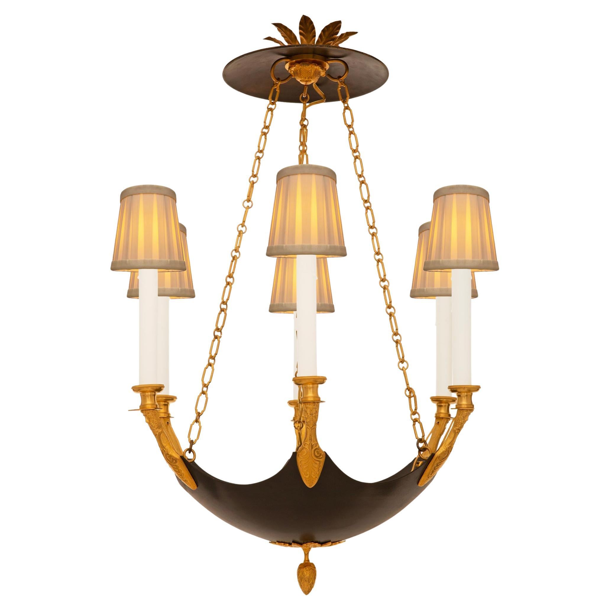 Lampadario francese del XIX secolo in bronzo patinato e Ormolu