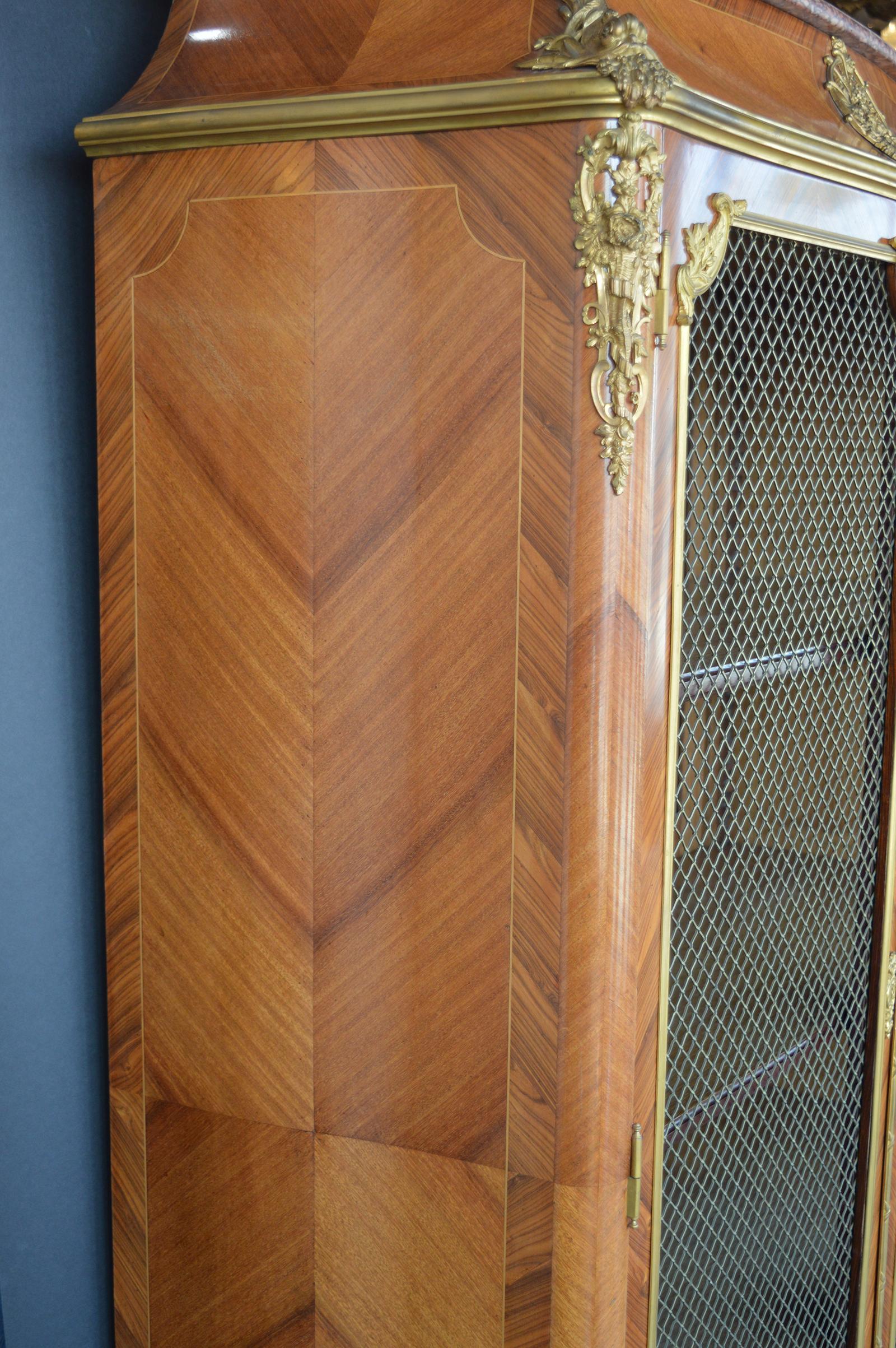 French 19th Century Doré Bronze Bookcase In Excellent Condition In Los Angeles, CA