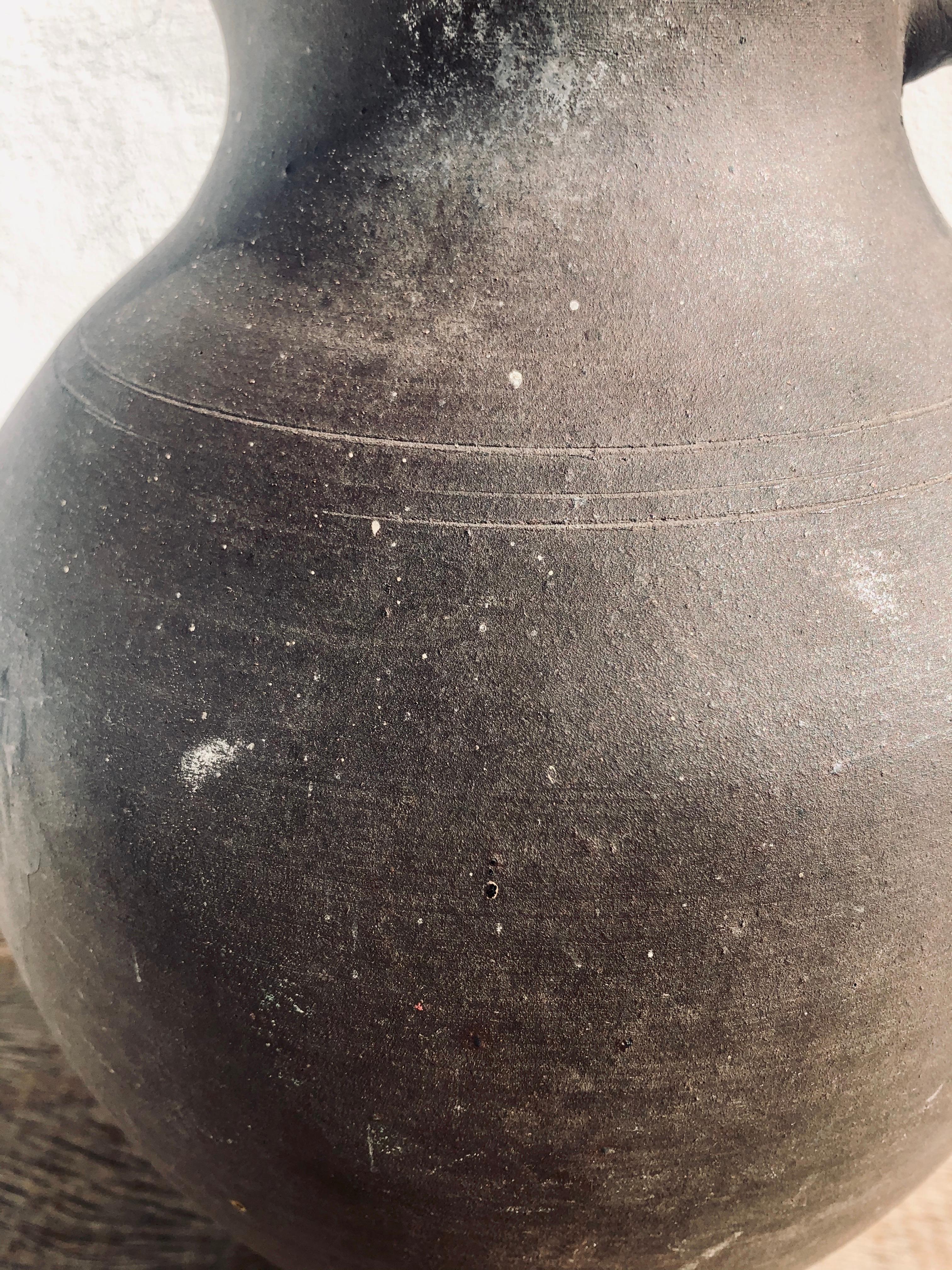 Poteries Pot en faïence français du 19ème siècle, poterie européenne ancienne en vente
