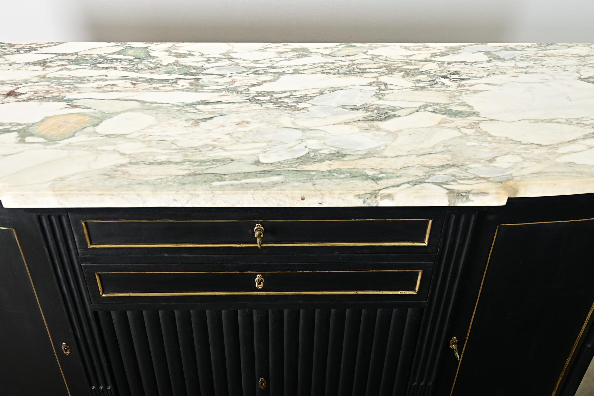 Enfilade française du 19ème siècle ébonisée de style Louis XVI en vente 6