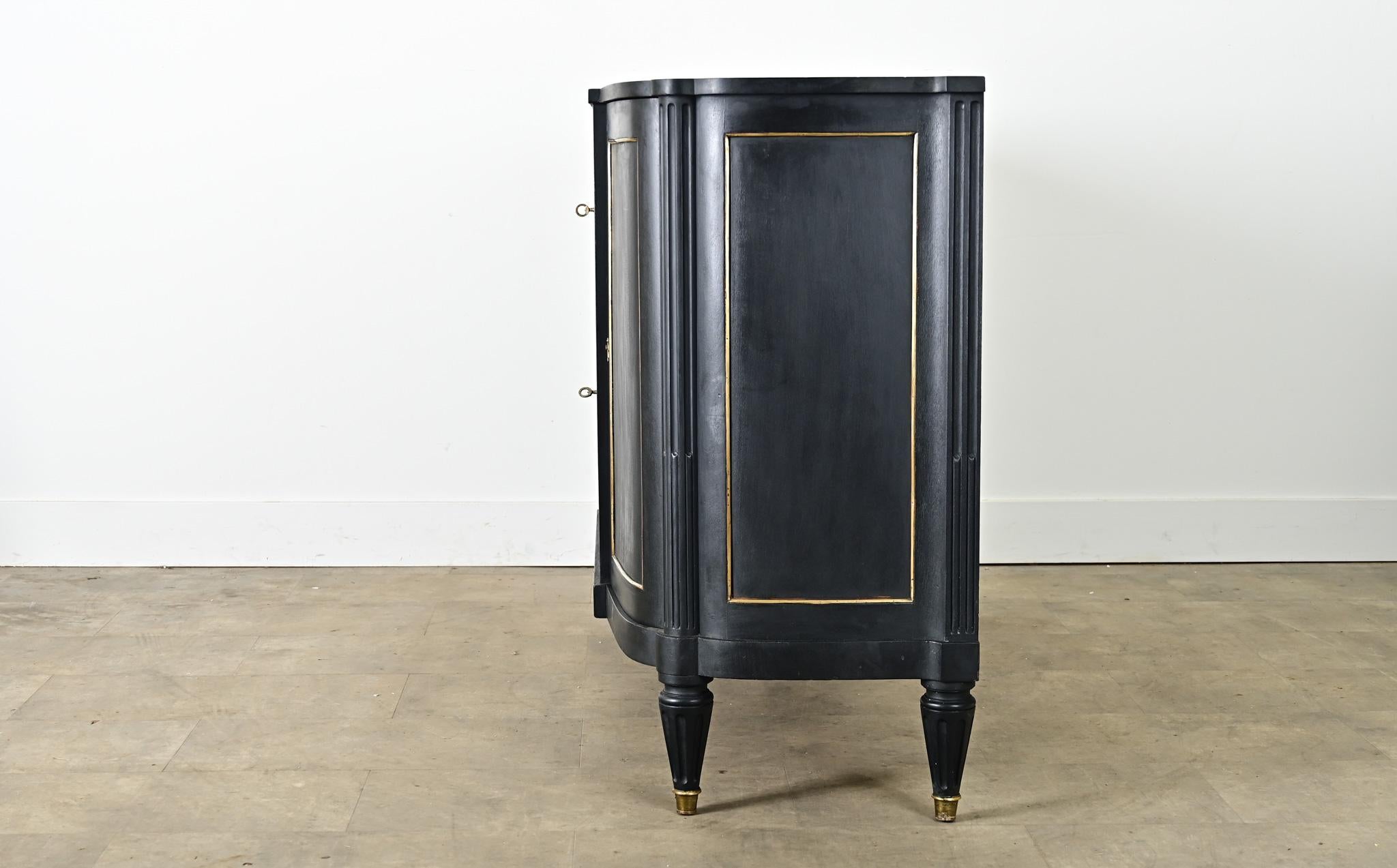 Enfilade française du 19ème siècle ébonisée de style Louis XVI en vente 11