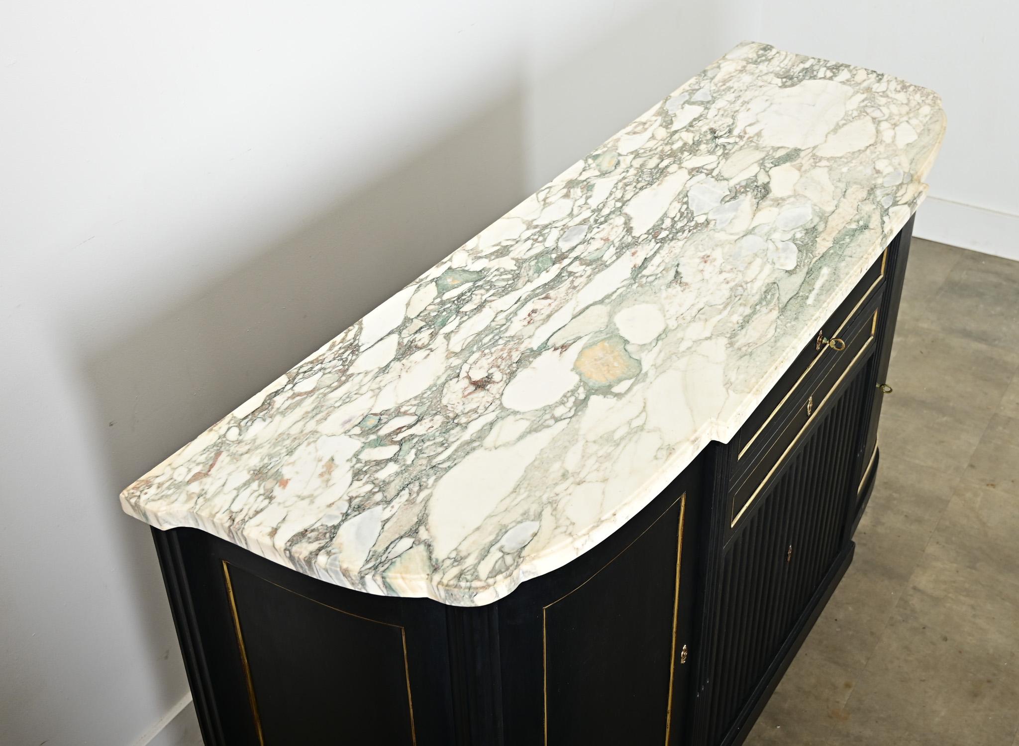 Enfilade française du 19ème siècle ébonisée de style Louis XVI en vente 2