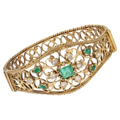 French, 19th Century, Emerald Diamond 18 K Yellow Gold Openwork Bangle Bracelet