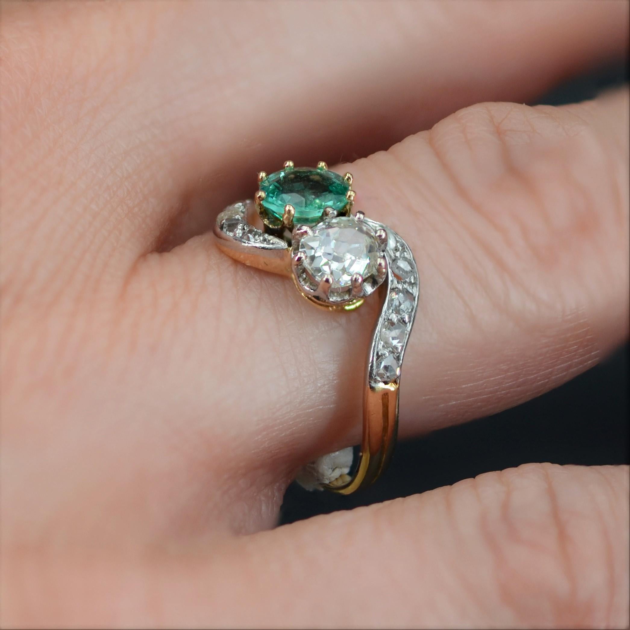 French, 19th Century, Emerald Diamond 18 Karat Yellow Gold You and Me Ring 3