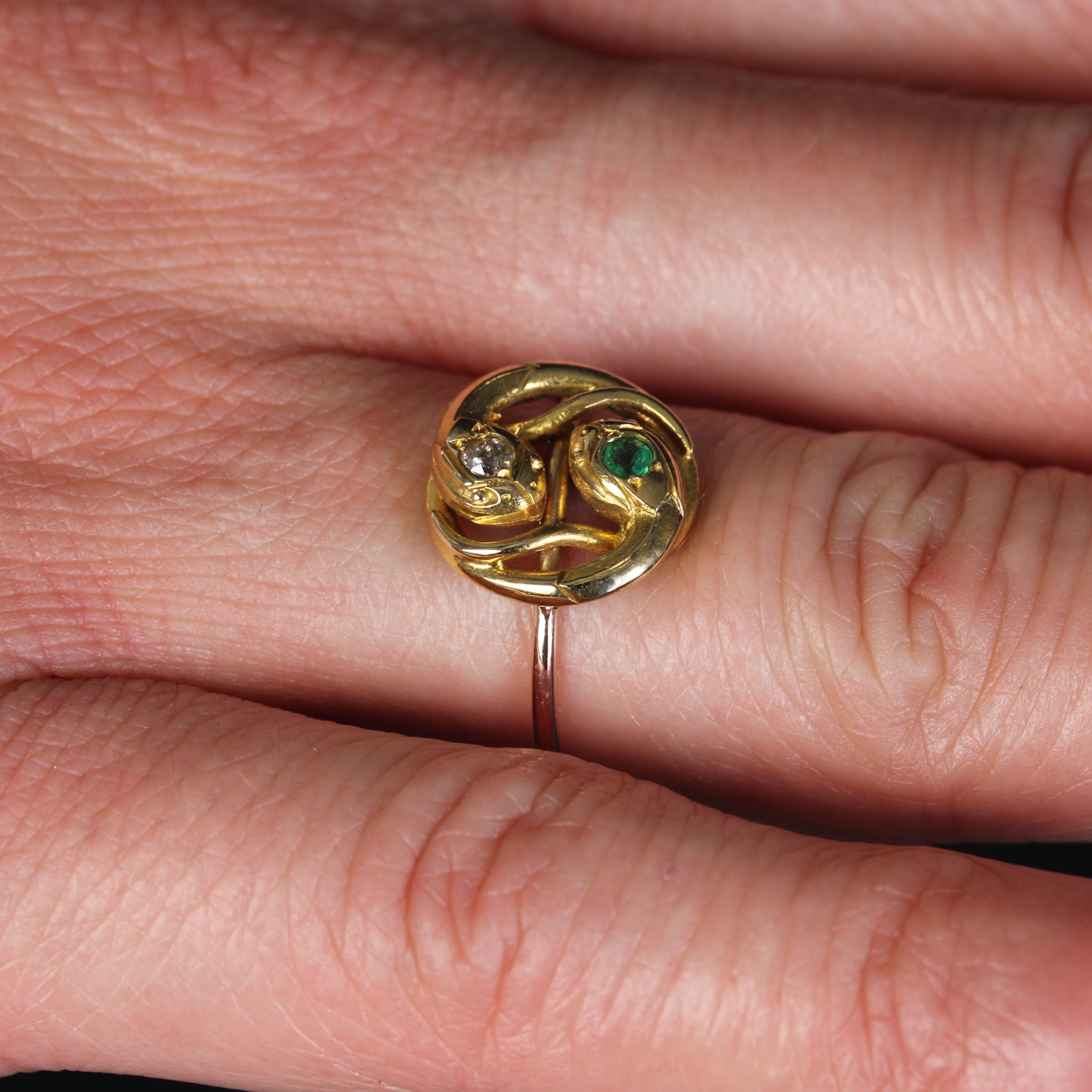 French 19th Century Emerald Diamond 18 Karat Yellow Rose Gold Snake Ring For Sale 9