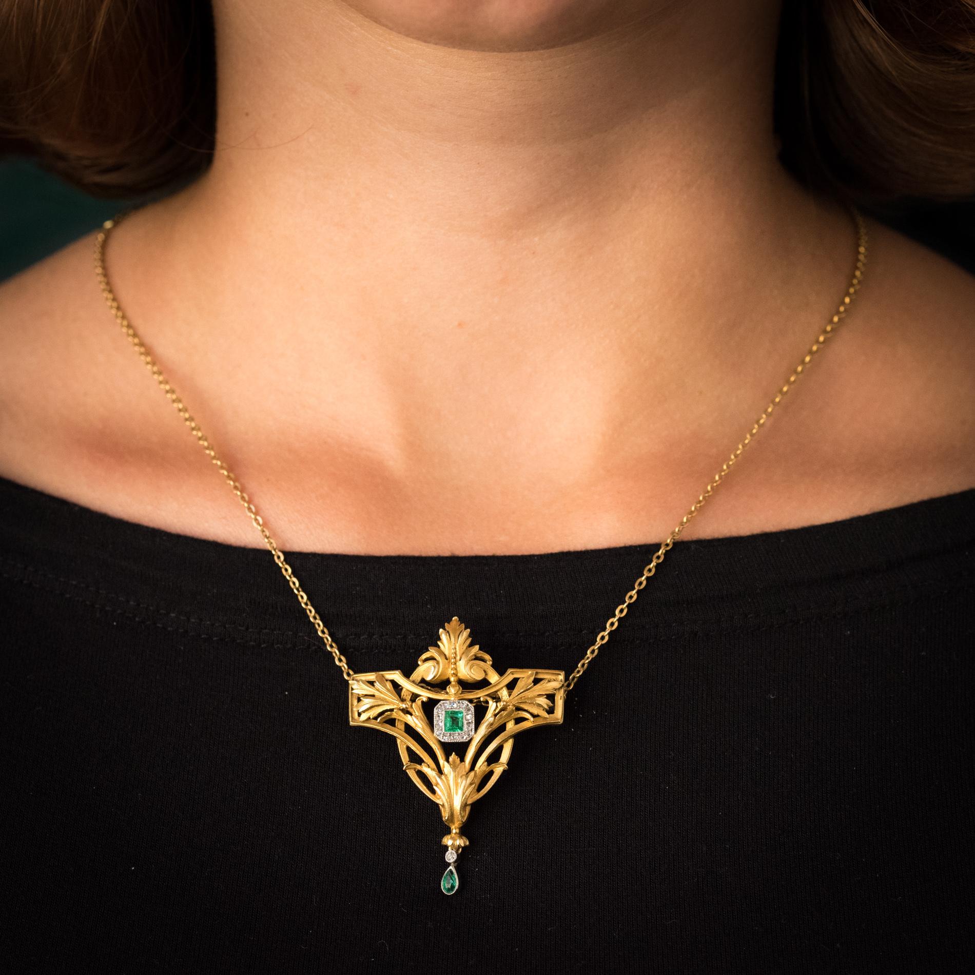 Women's French 19th Century Emerald Diamond 18 Karat Yellow Gold Pendant Brooch