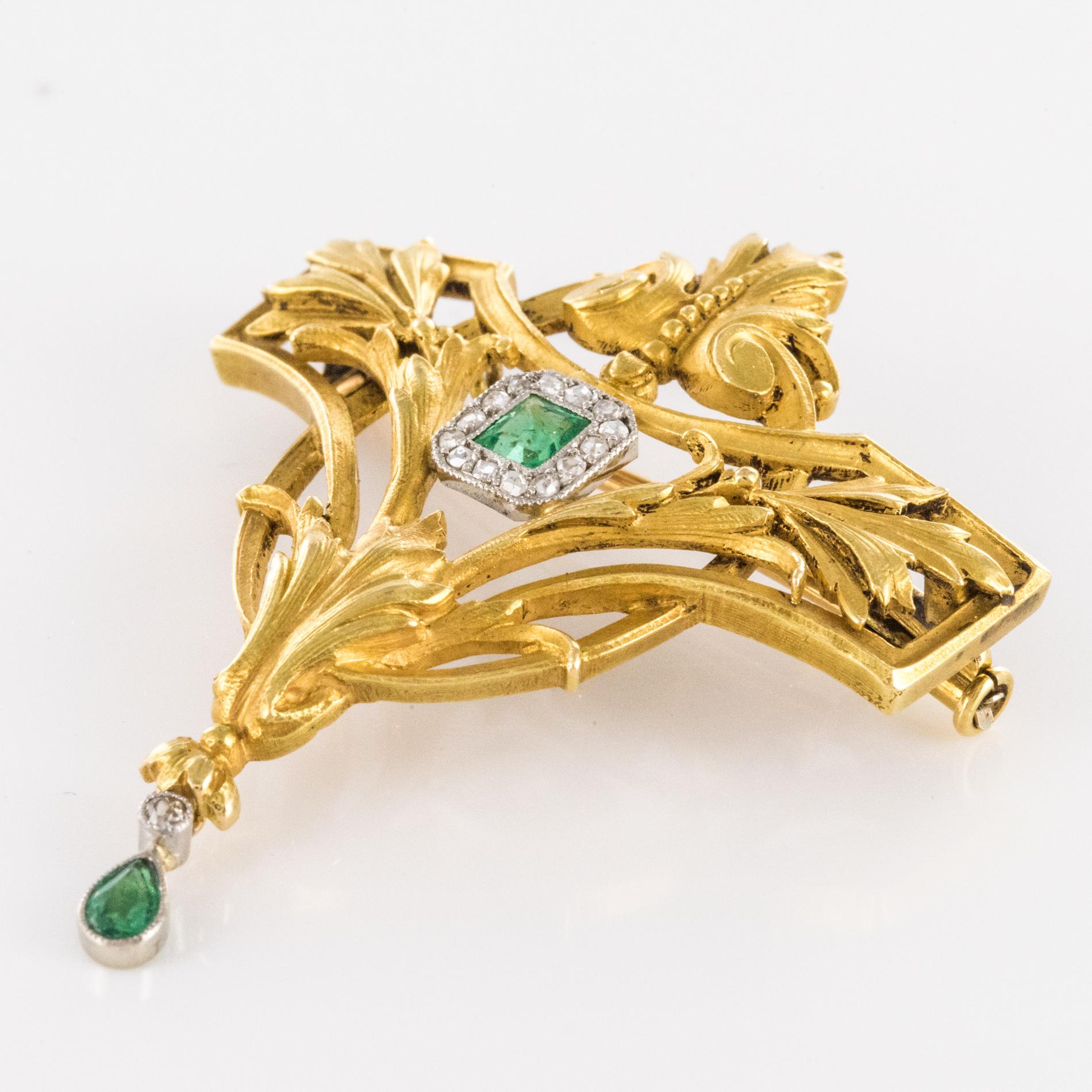French 19th Century Emerald Diamond 18 Karat Yellow Gold Pendant Brooch 1