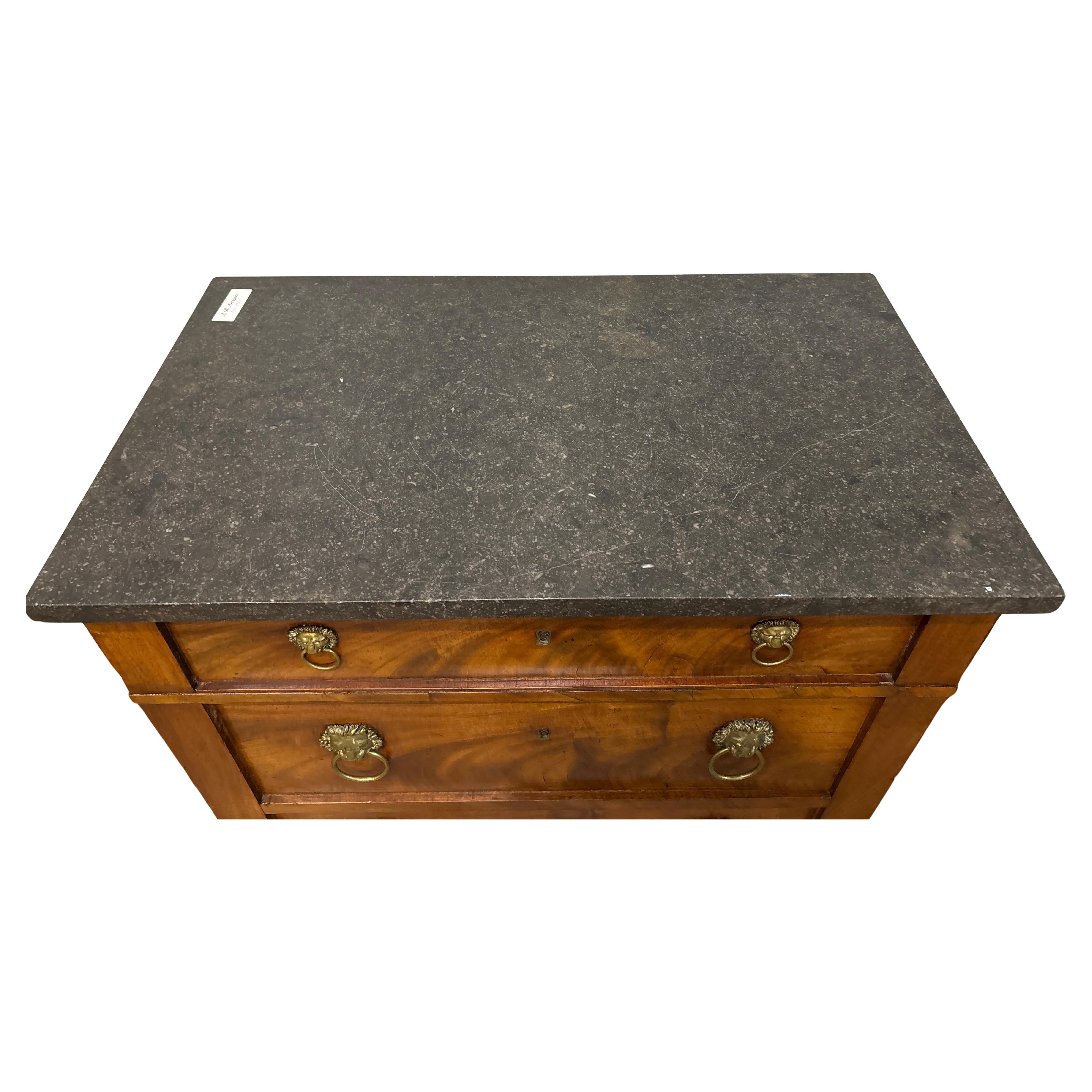 Français Commode Empire française du 19ème siècle en vente