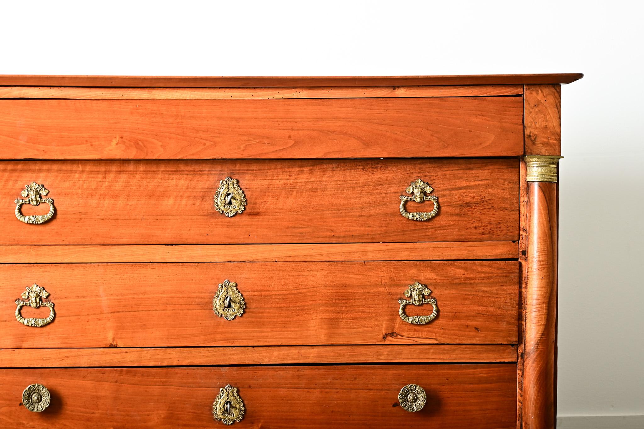 Stile impero Commode Impero francese del XIX secolo in vendita