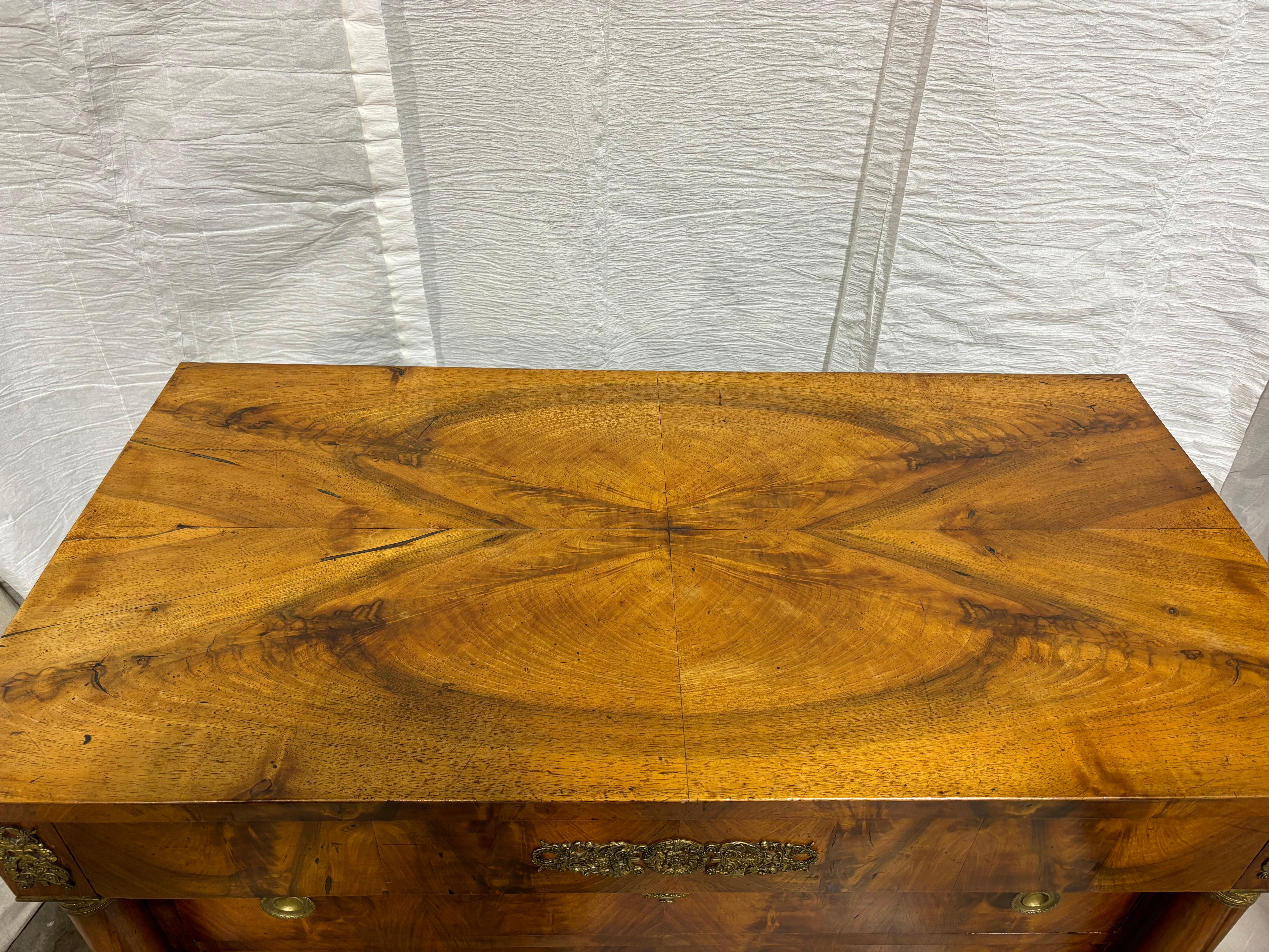 Commode Empire française du 19ème siècle Bon état à Stockbridge, GA