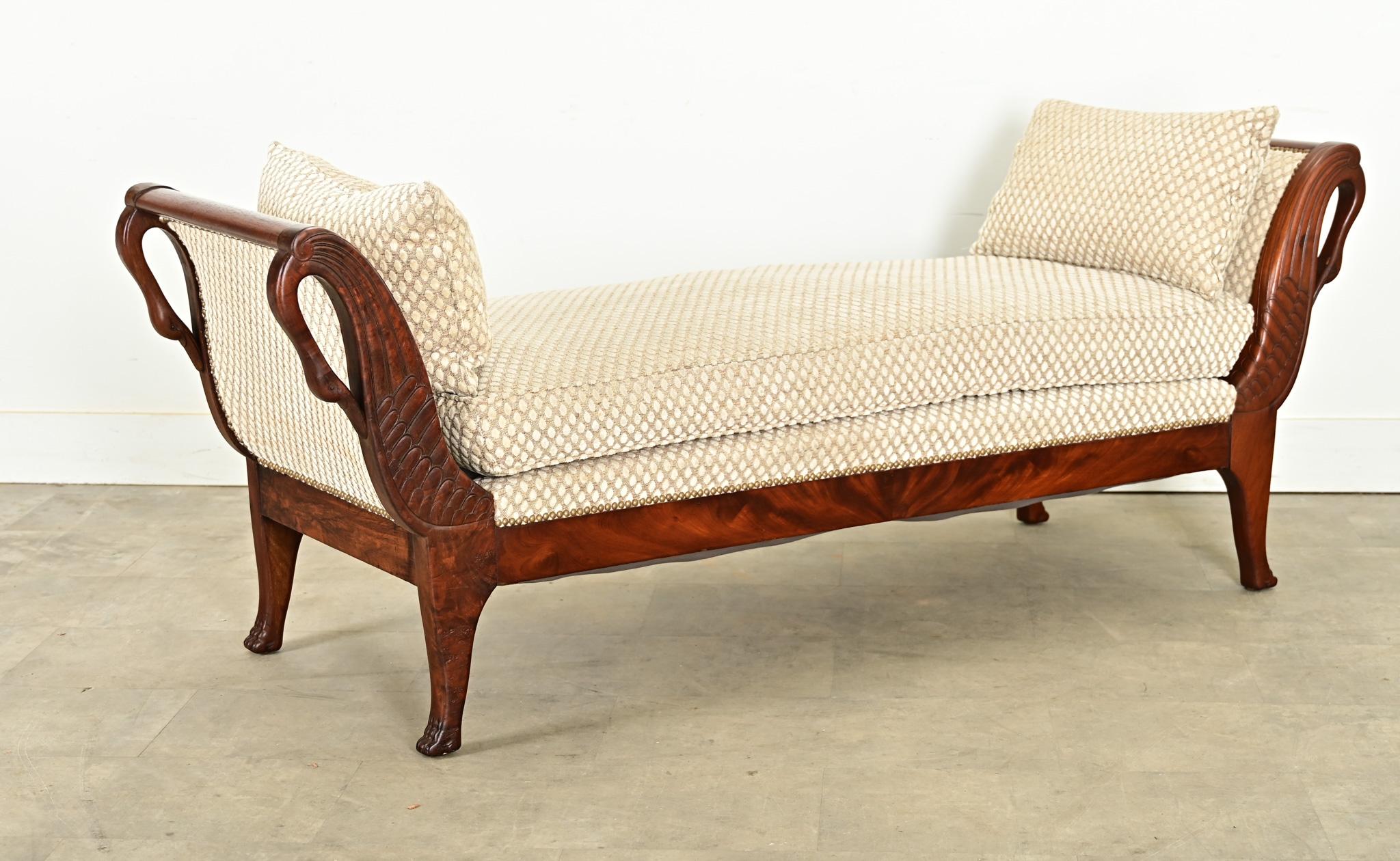 French 19th Century Empire Daybed For Sale 8