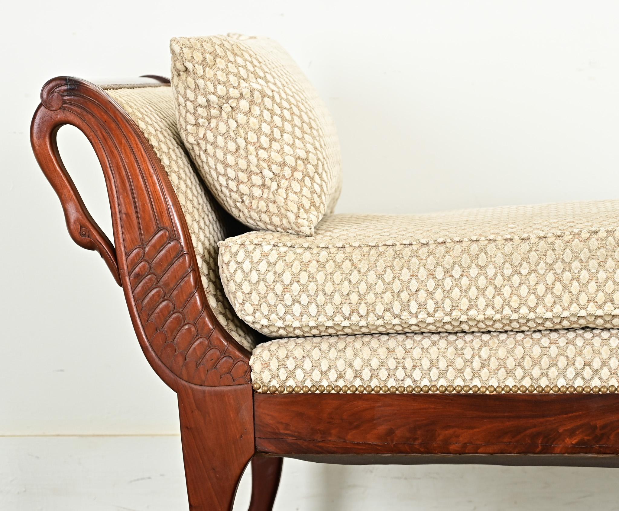 French 19th Century Empire Daybed For Sale 13