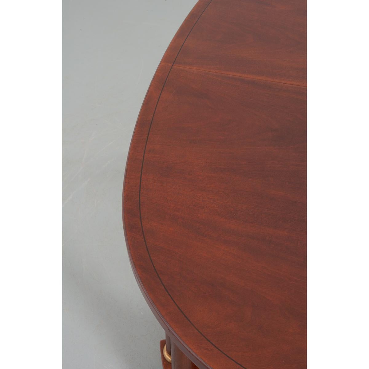 Table de salle à manger Empire française du 19e siècle Bon état - En vente à Baton Rouge, LA