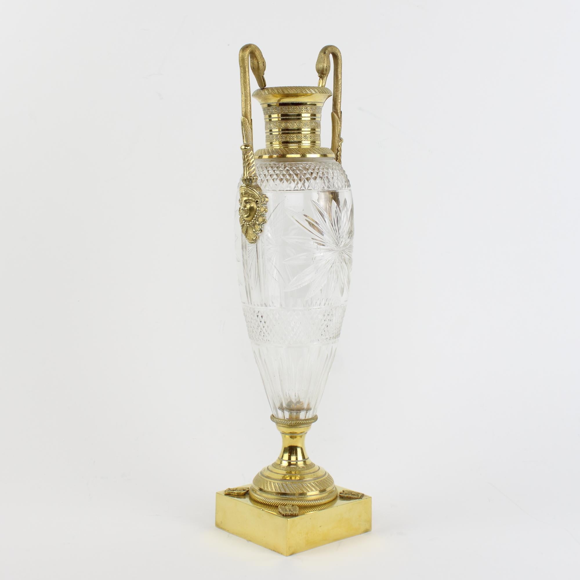 French 19th Century Empire Gilt Bronze and Cut Crystal Glass Amphora Vase In Good Condition For Sale In Berlin, DE