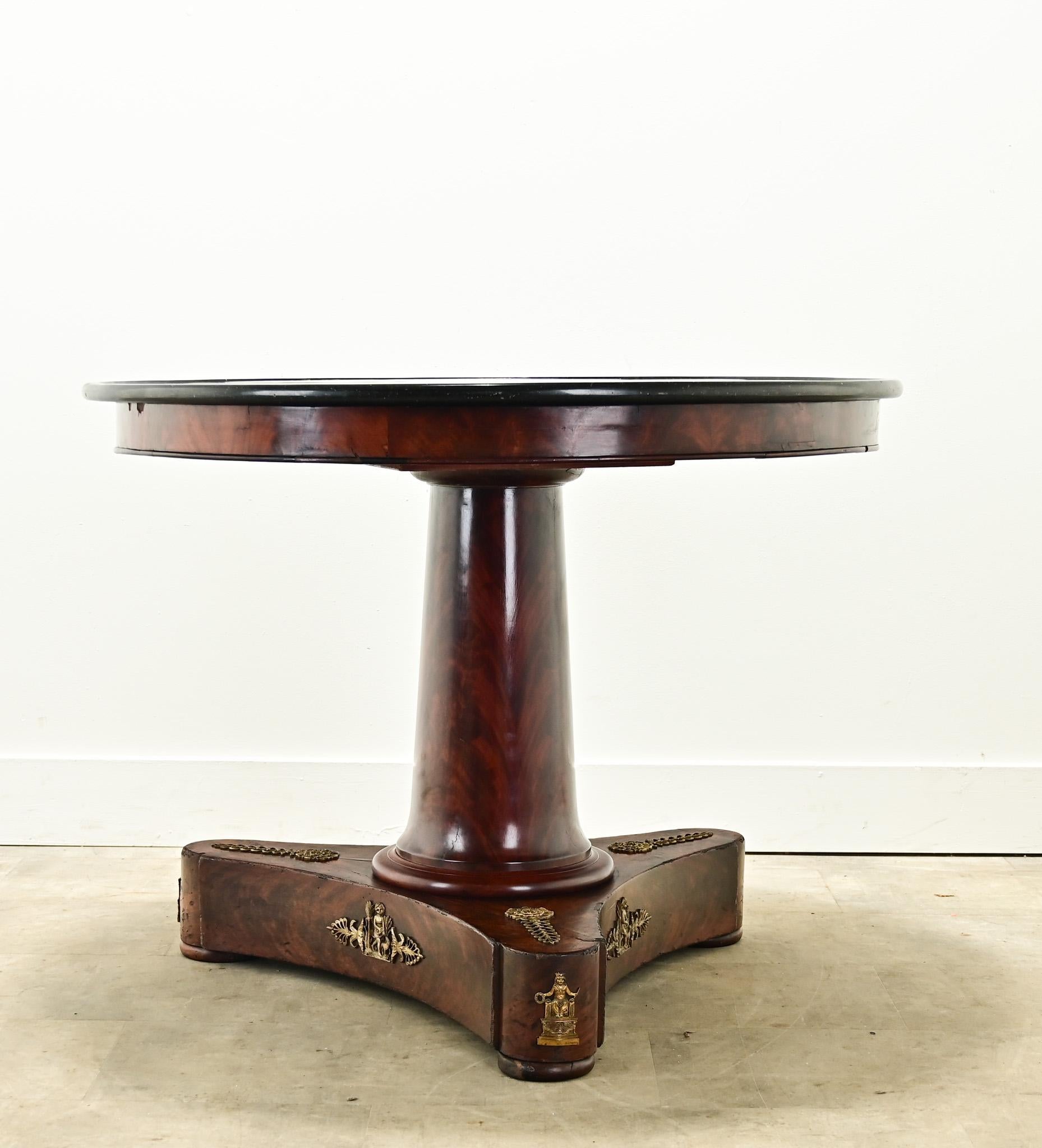 French 19th Century Empire Gueridon For Sale 1