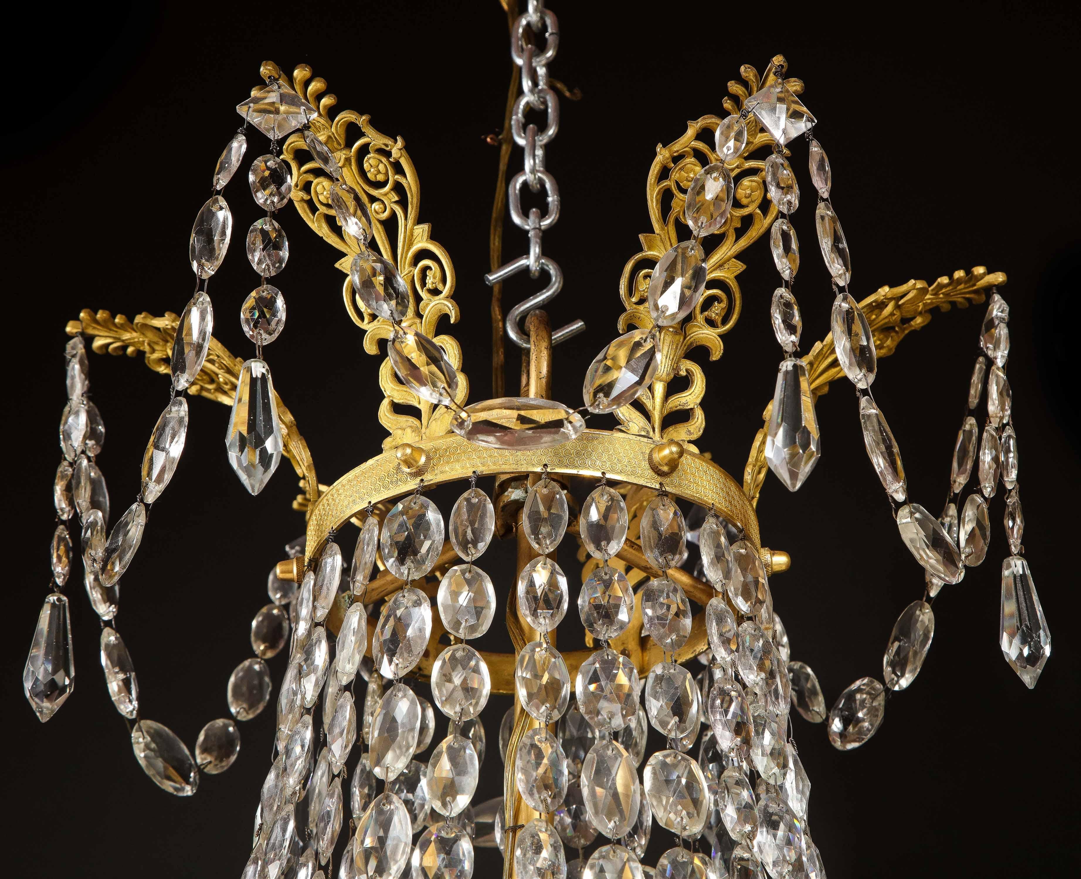 Lampadario Impero francese del XIX secolo in ormolu e cristallo in vendita 8