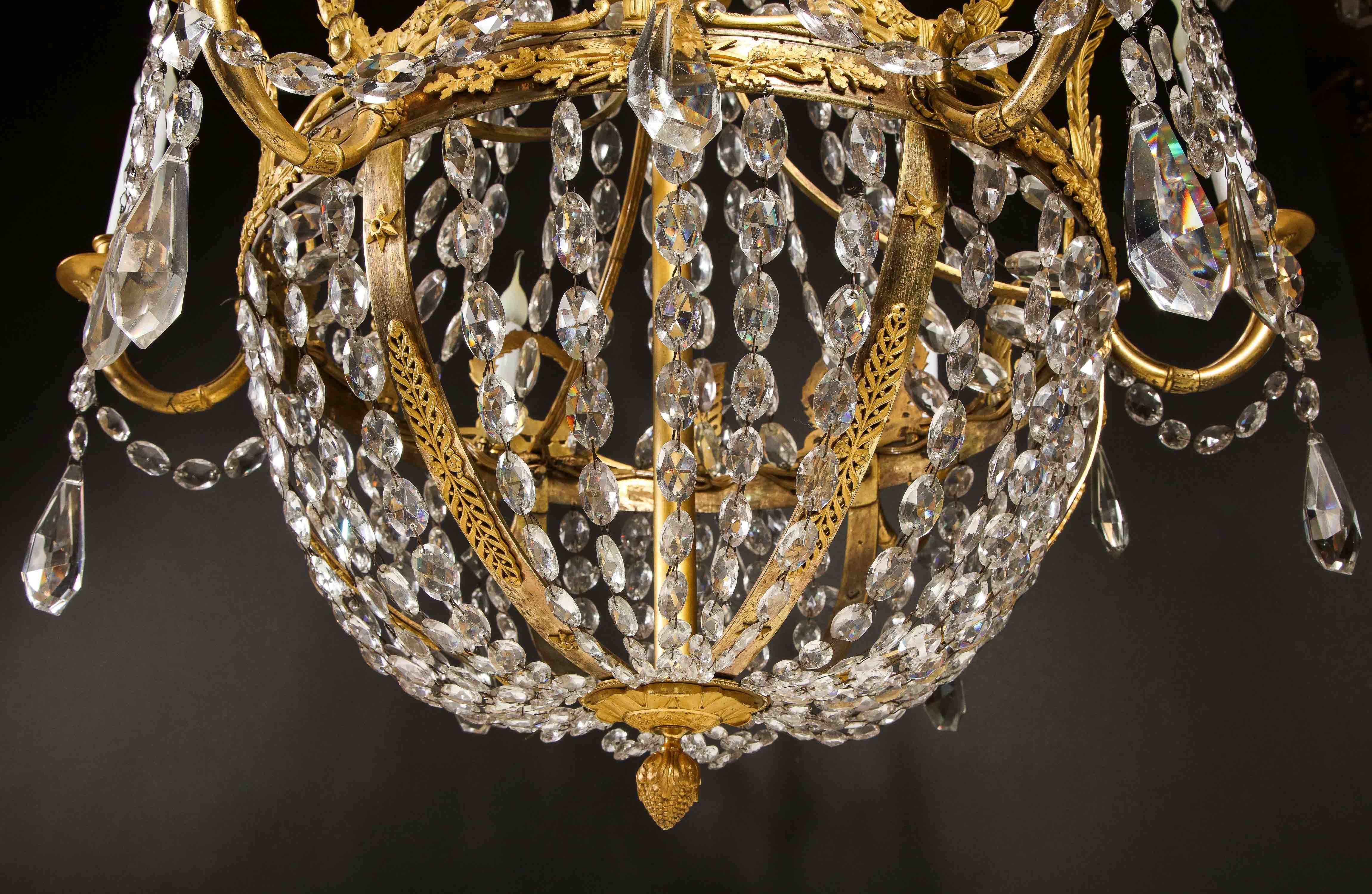 Lampadario Impero francese del XIX secolo in ormolu e cristallo in vendita 10