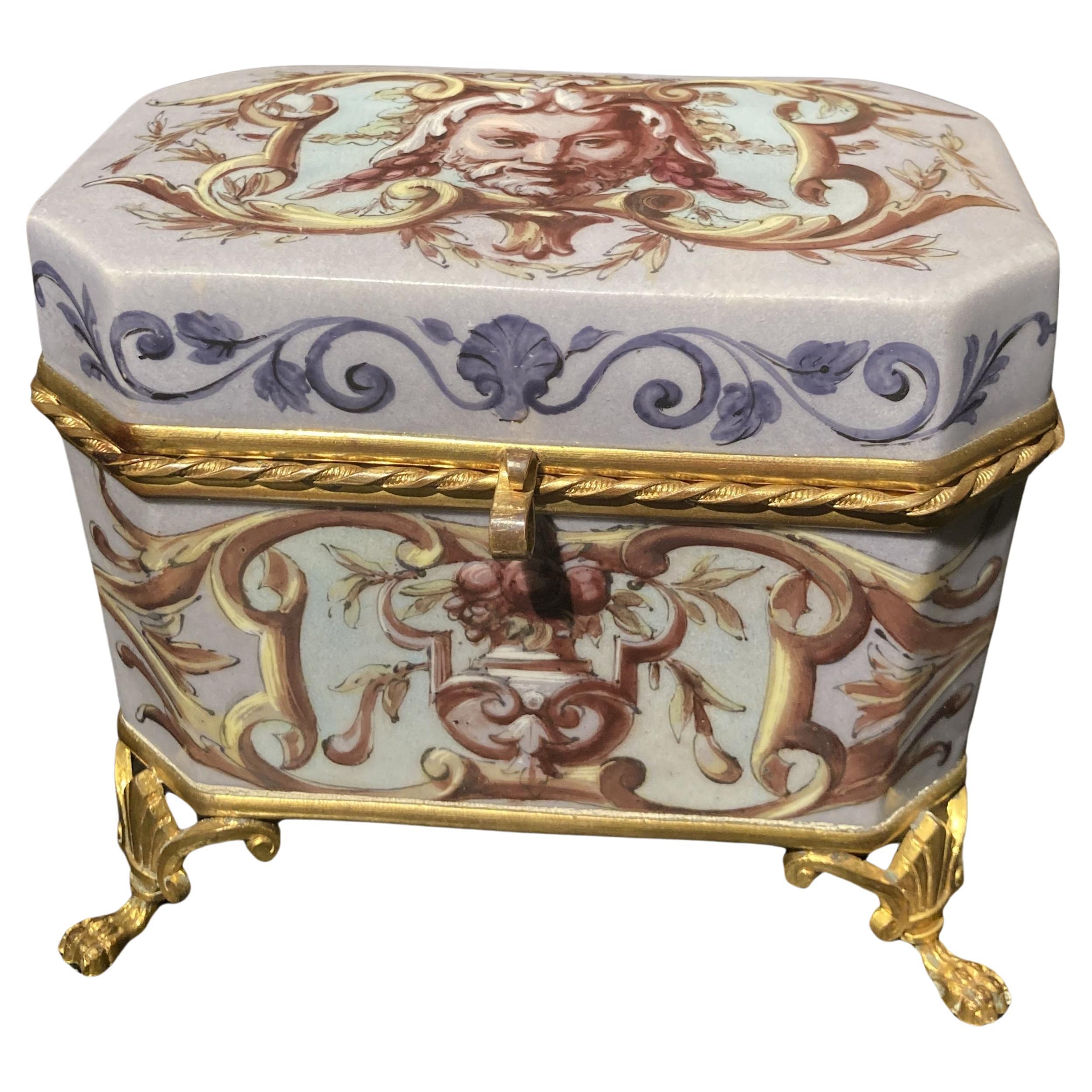 Boîte à bijoux décorative française Empire du 19ème siècle en porcelaine et bronze doré