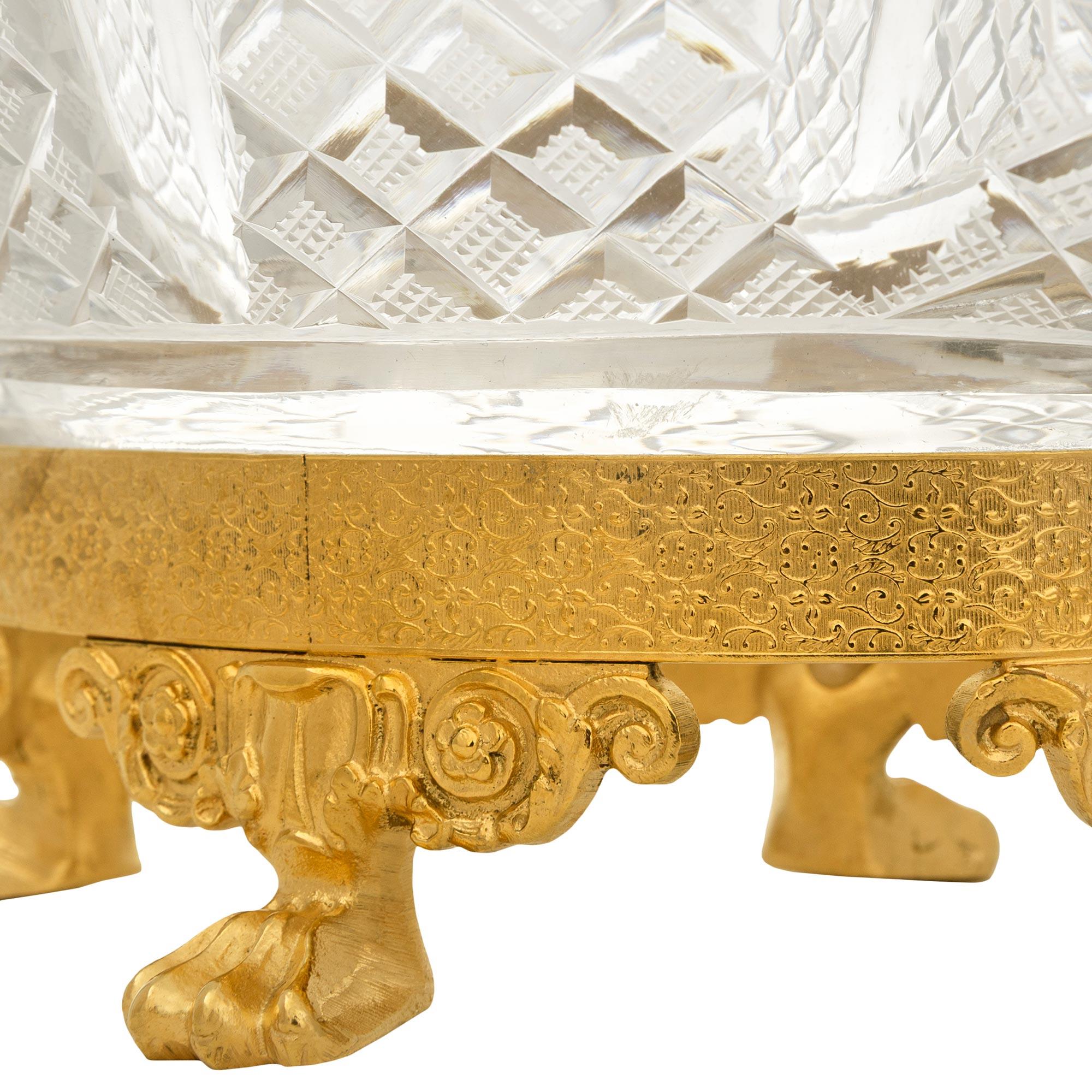 Französischer Tafelaufsatz aus Baccarat-Kristall und Ormolu aus dem 19. im Angebot 3