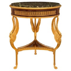 Französisch 19. Jahrhundert Empire st. Belle Époque Periode Mahagoni, Ormolu Beistelltisch