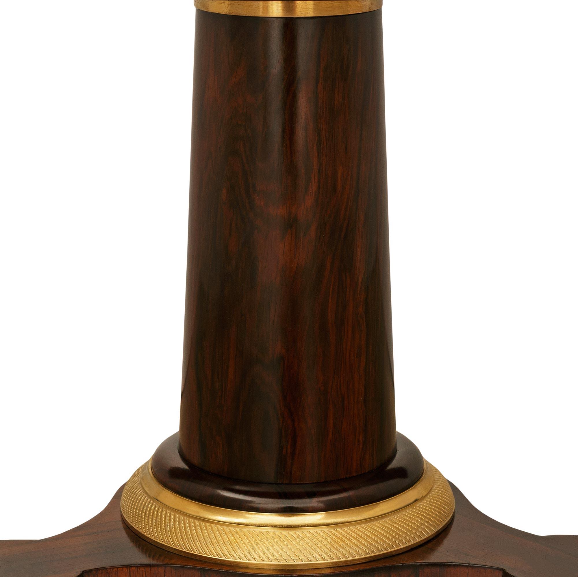 French 19th century Empire st. Mahogany, Leather and Ormolu stool en Bueno estado para la venta en West Palm Beach, FL