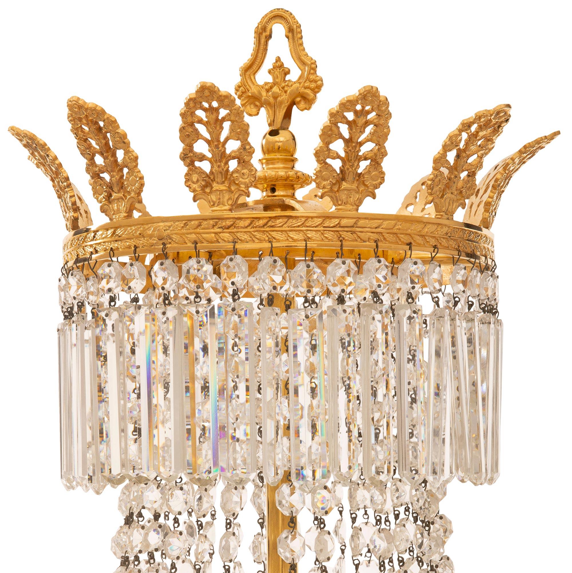 Lustre Empire du XIXe siècle en bronze doré et cristal de Baccarat Bon état - En vente à West Palm Beach, FL