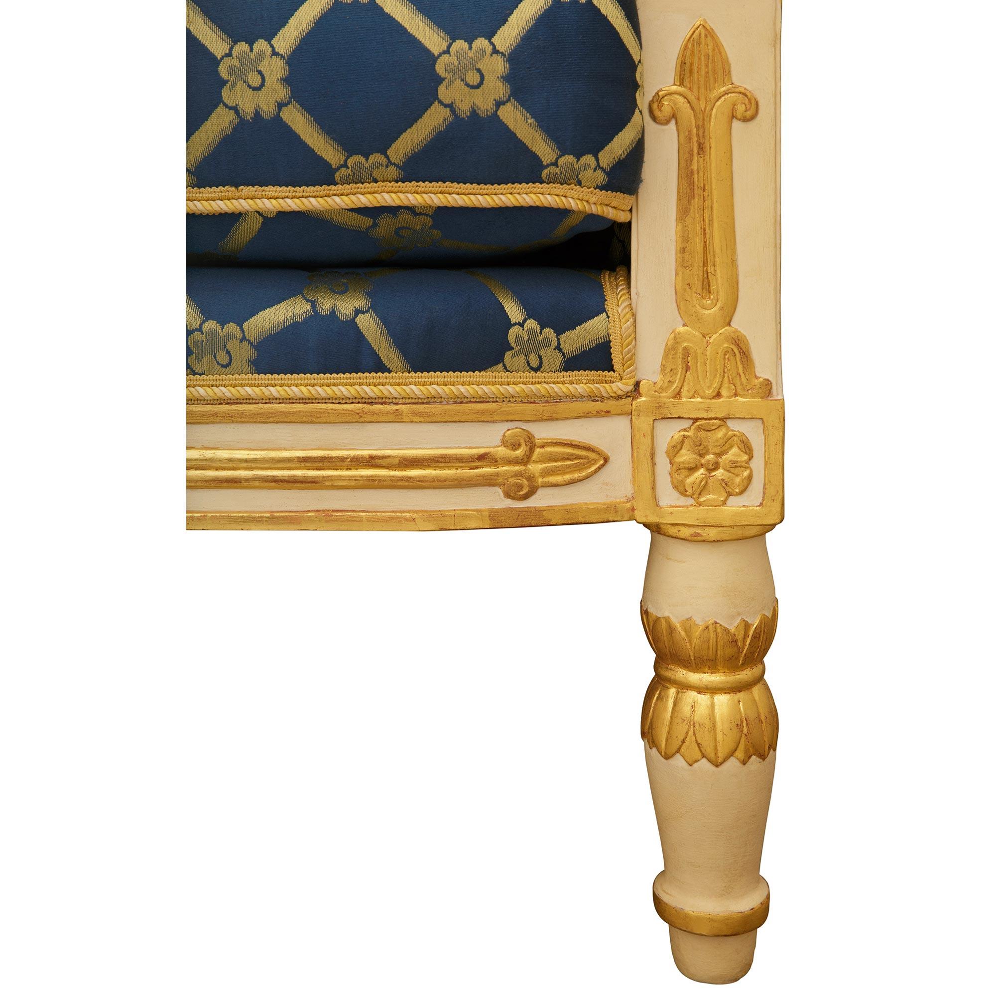 Sofá francés del siglo XIX de madera patinada y giltwood, estilo Imperio en venta 5