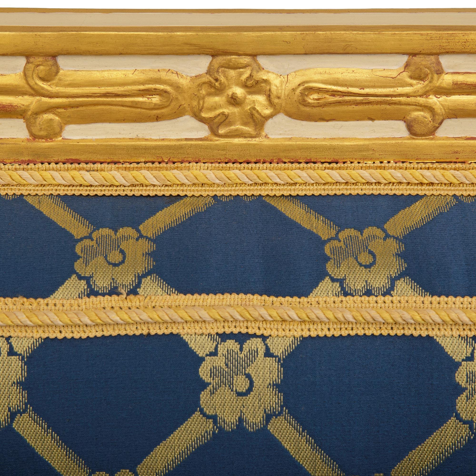 Sofá francés del siglo XIX de madera patinada y giltwood, estilo Imperio en venta 1