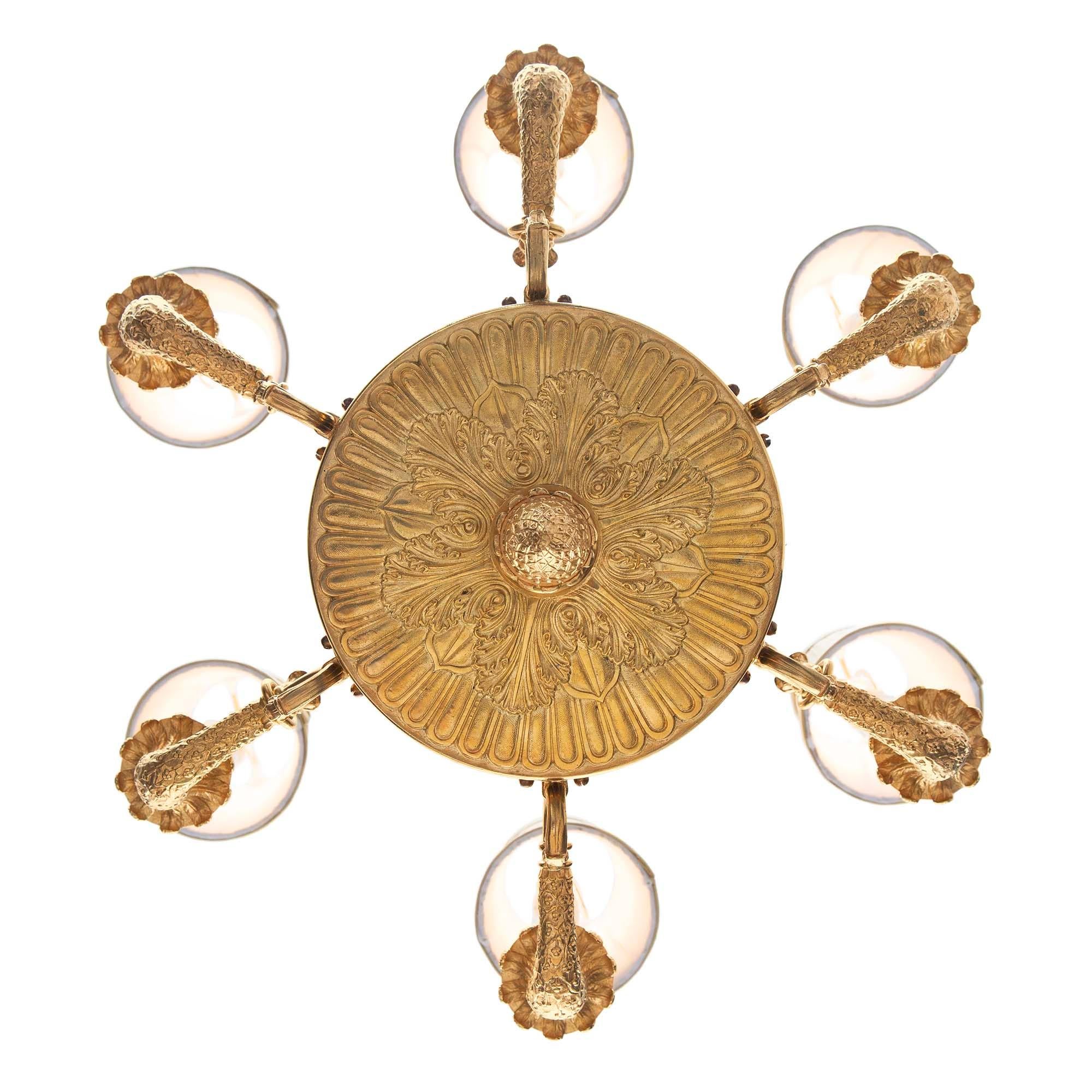 Sechs-Licht-Kronleuchter aus Bronze und Goldbronze im Empire-Stil des 19. Jahrhunderts im Angebot 2