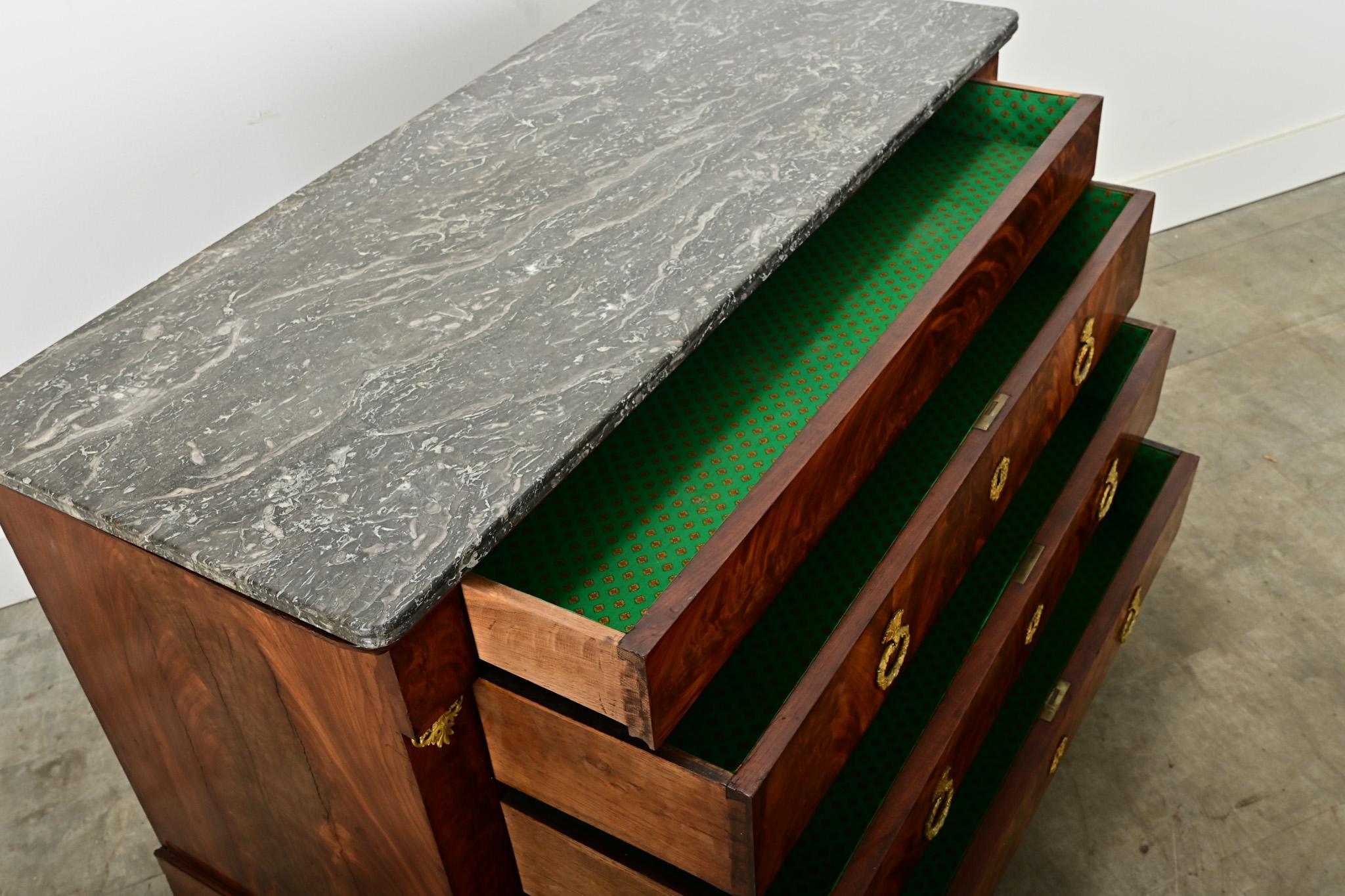 Commode francese del XIX secolo in stile impero in vendita 1