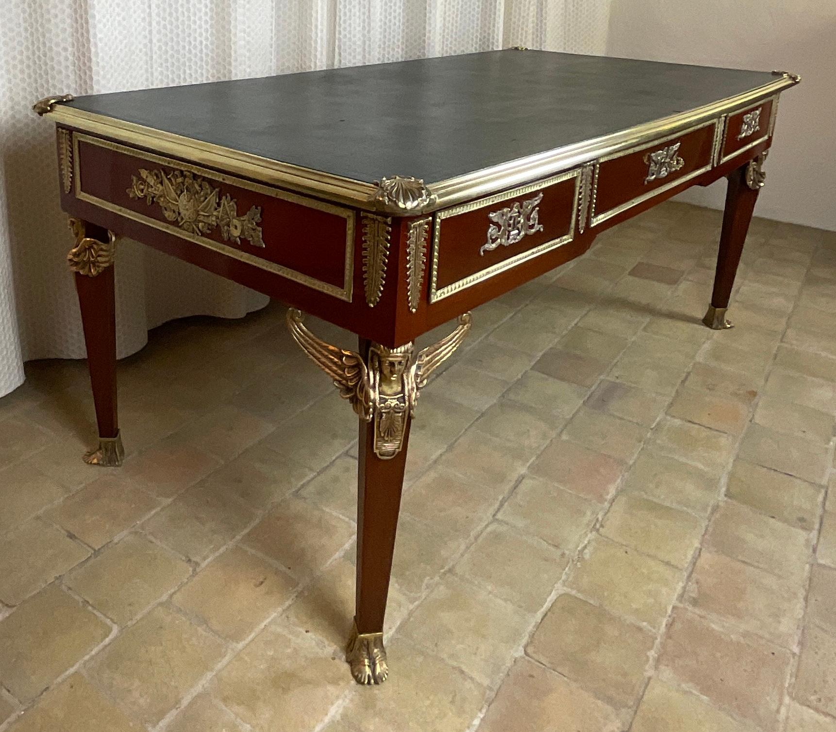 Großes französisches Empire Napoleon III Bureau Plat Desk im Angebot 2