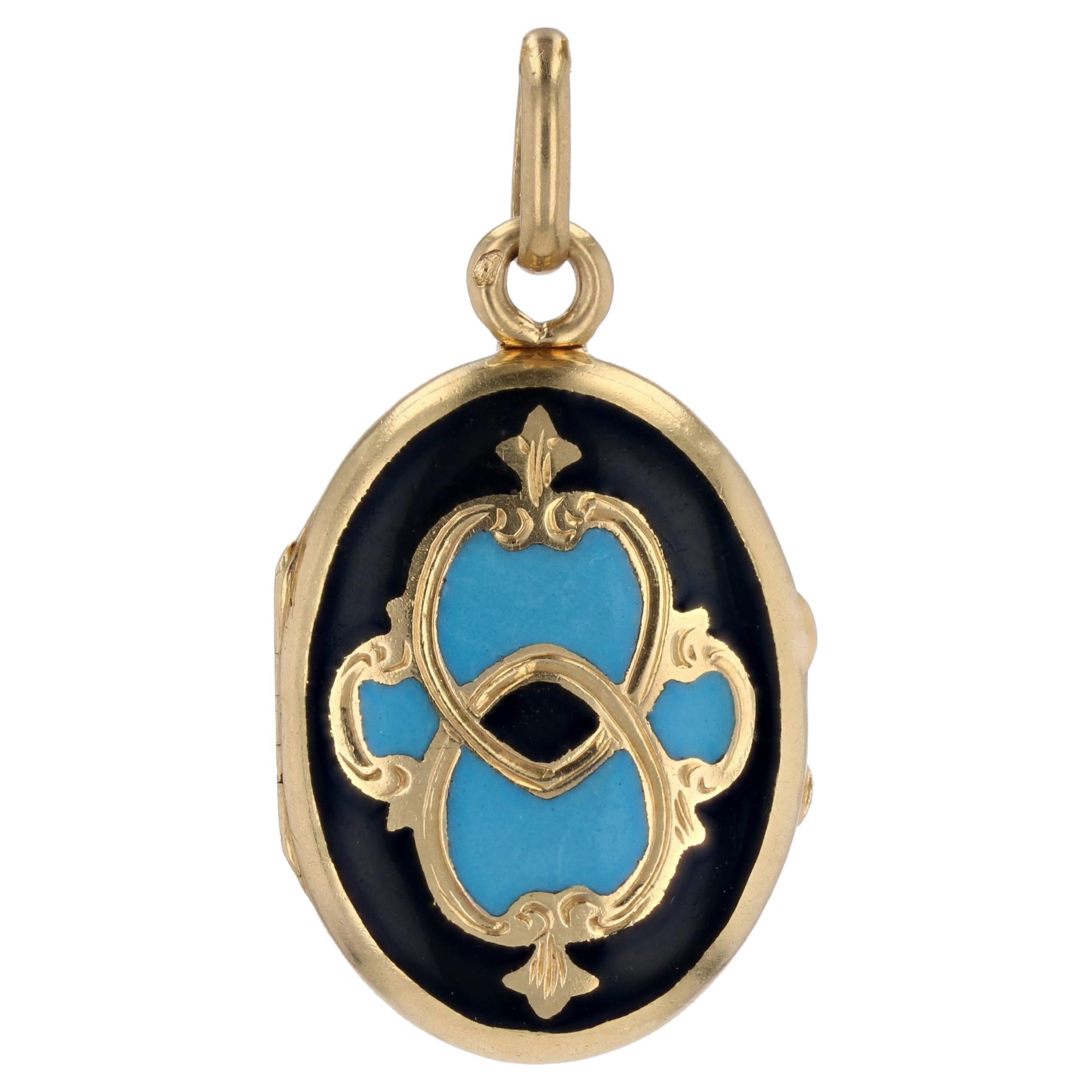 French 19th Century Enamel 18 Karat Yellow Gold Opening Medallion