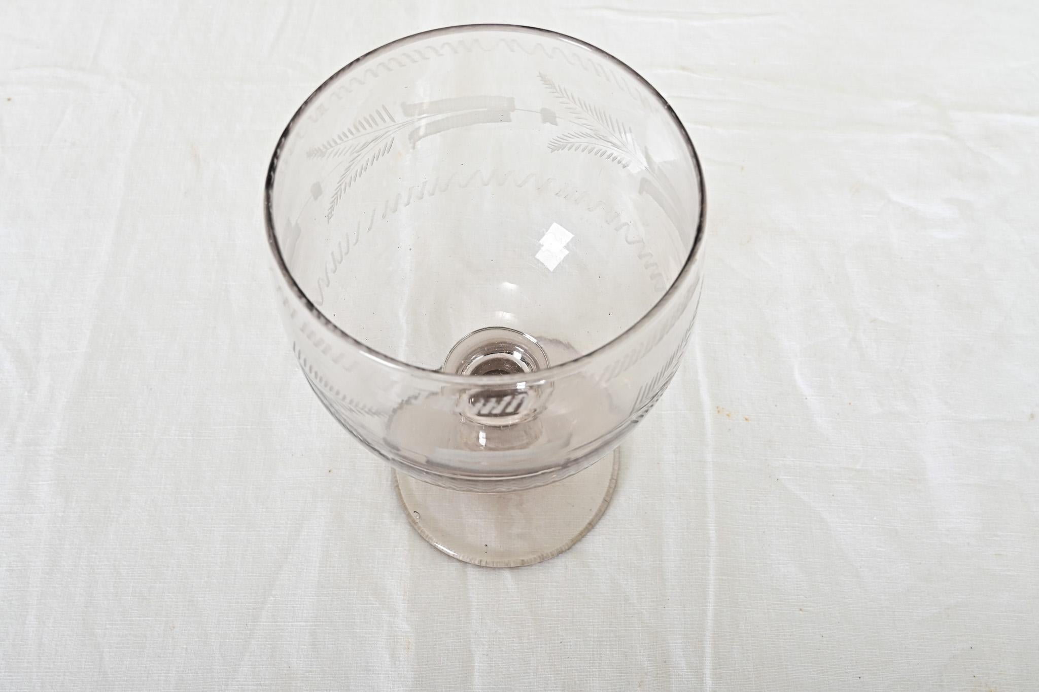 Autre Calice en verre gravé du 19ème siècle en vente