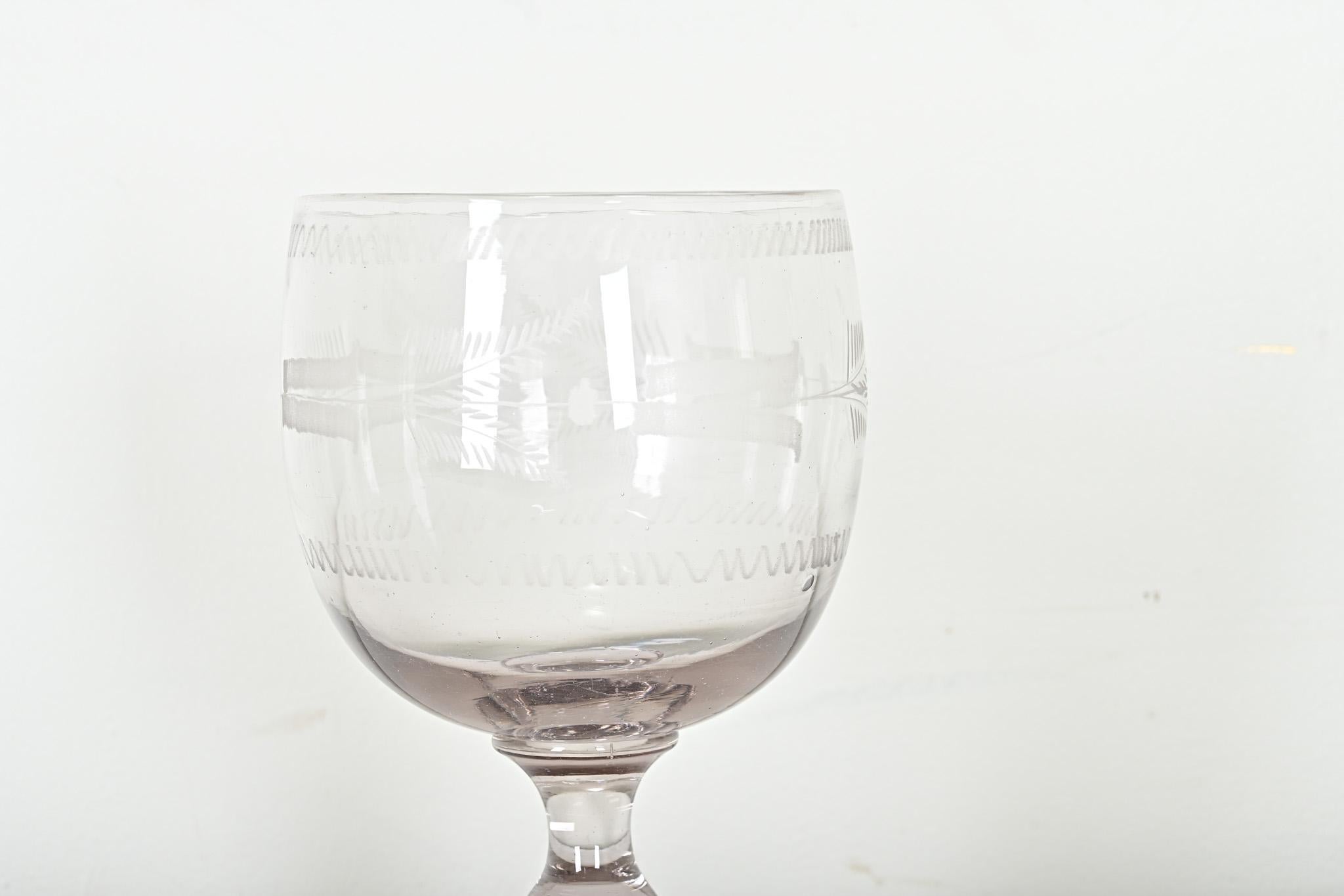 Calice en verre gravé du 19ème siècle Bon état - En vente à Baton Rouge, LA