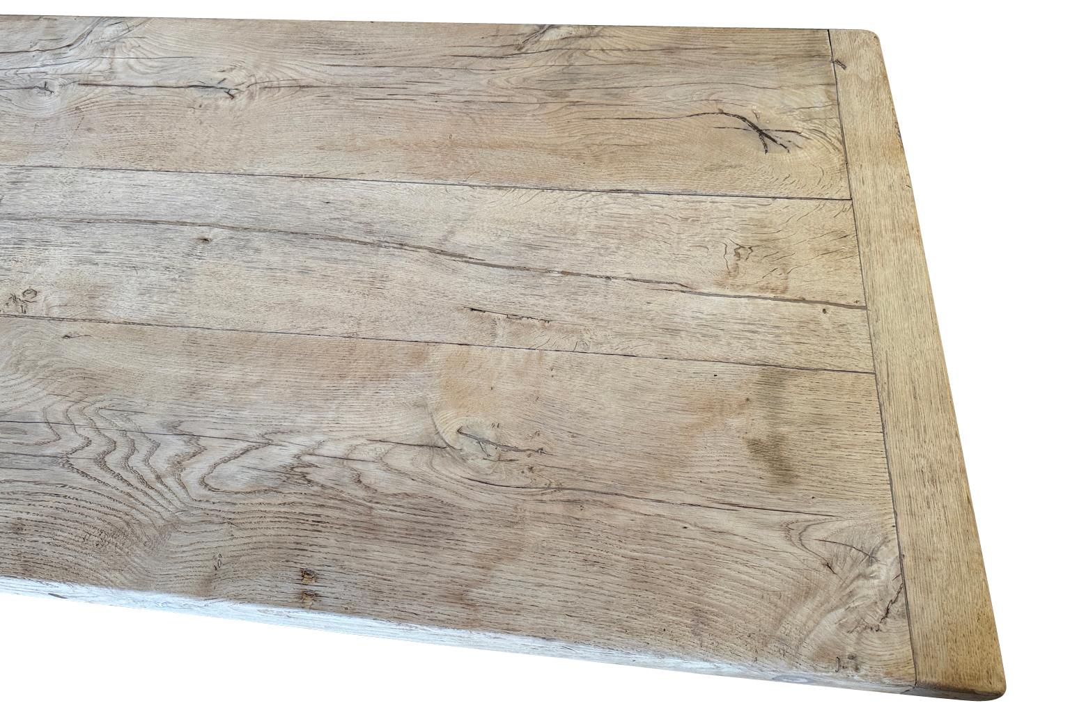 Mesa de granja francesa del siglo XIX en venta 7