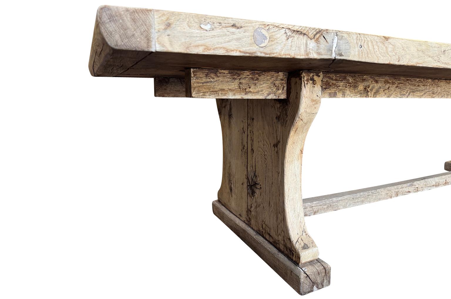 Mesa de granja francesa del siglo XIX en venta 1