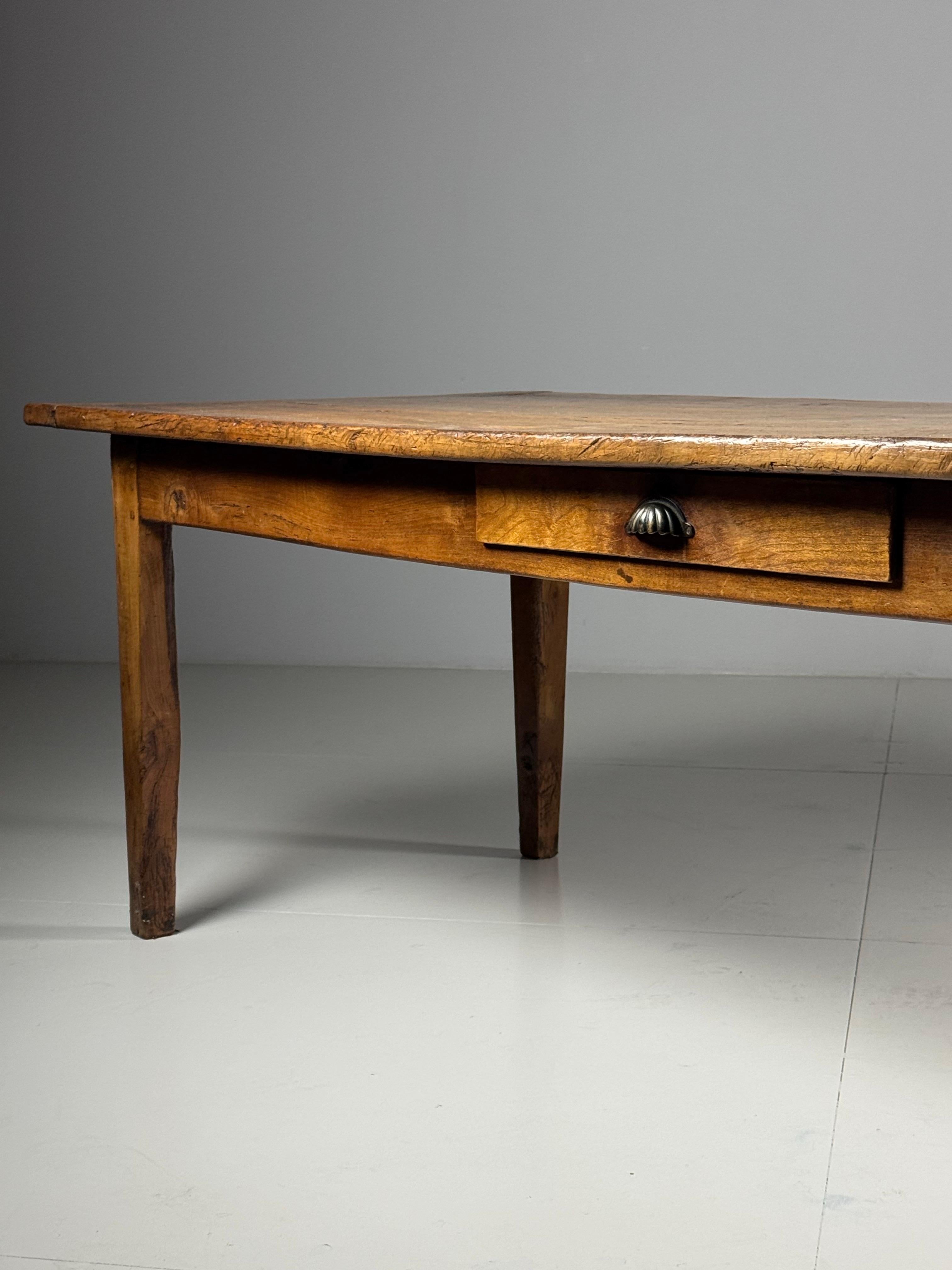 French 19th century Farmhouse Dining Table In Good Condition For Sale In MILL, NL
