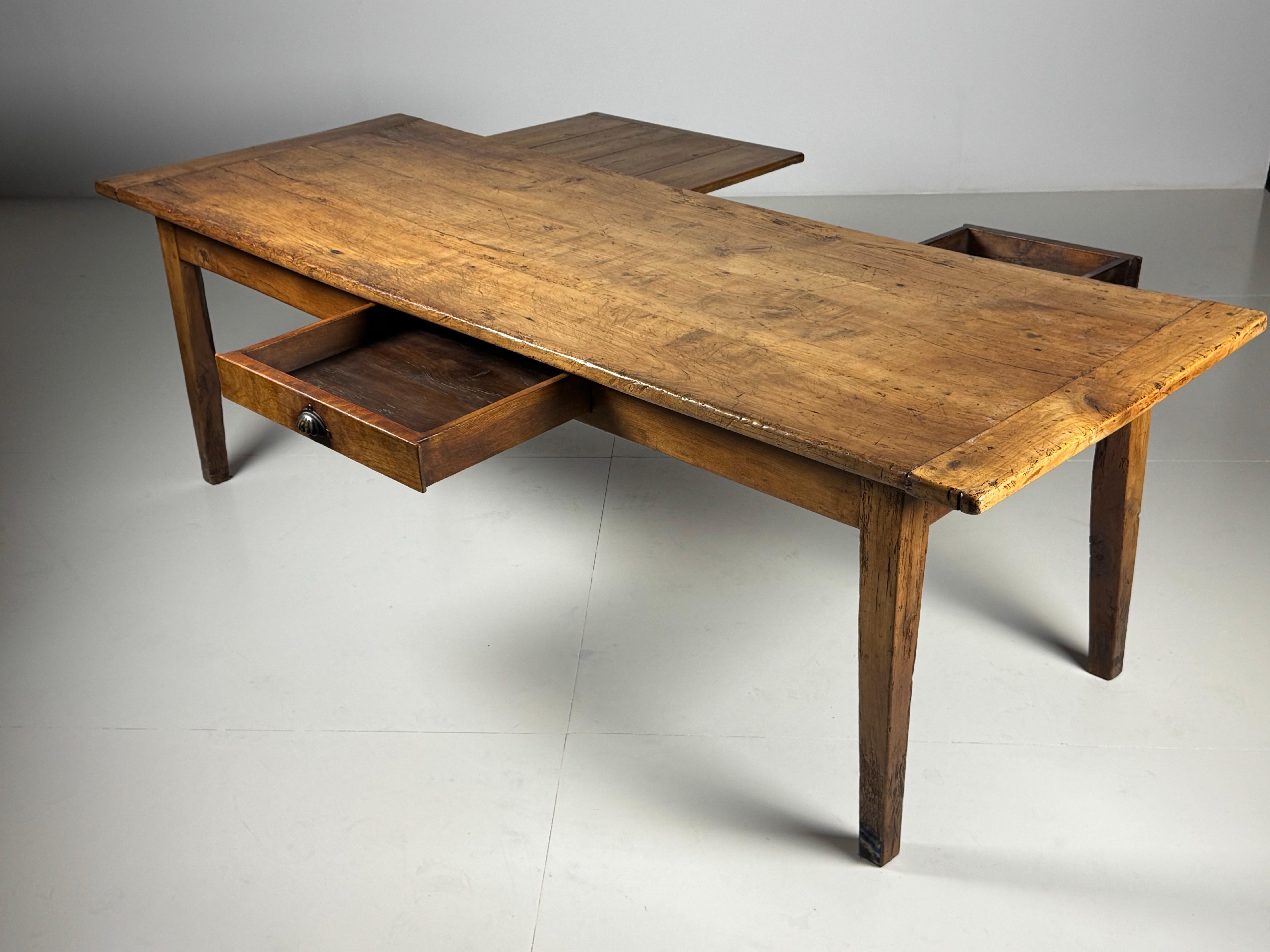 French 19th century Farmhouse Dining Table For Sale 3