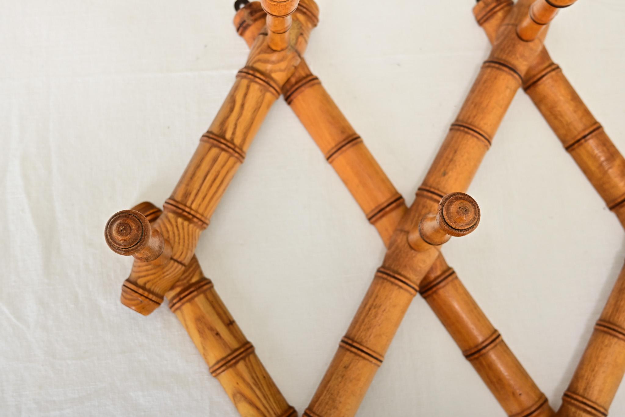 French 19th Century Faux Bamboo Coat & Hat Rack In Good Condition For Sale In Baton Rouge, LA