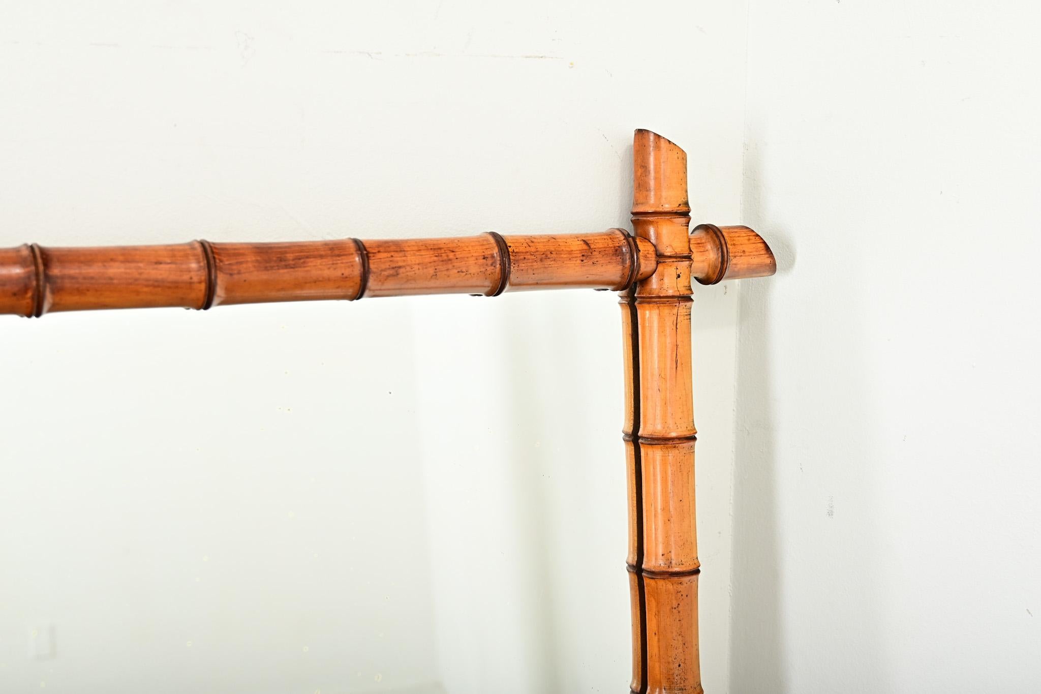 Espejo francés de bambú de imitación del siglo XIX Vidrio en venta