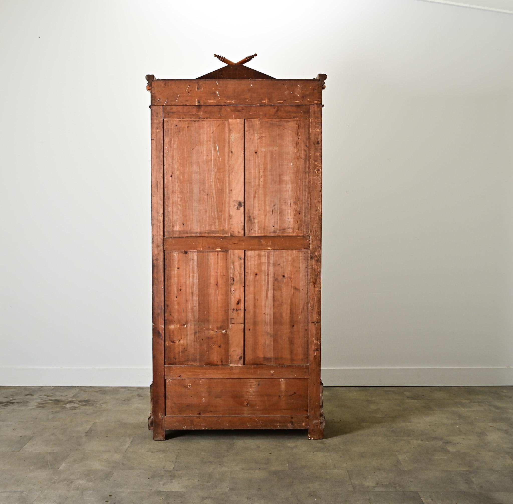 Armoire francese del XIX secolo in pino e specchio in finto bambù in vendita 4
