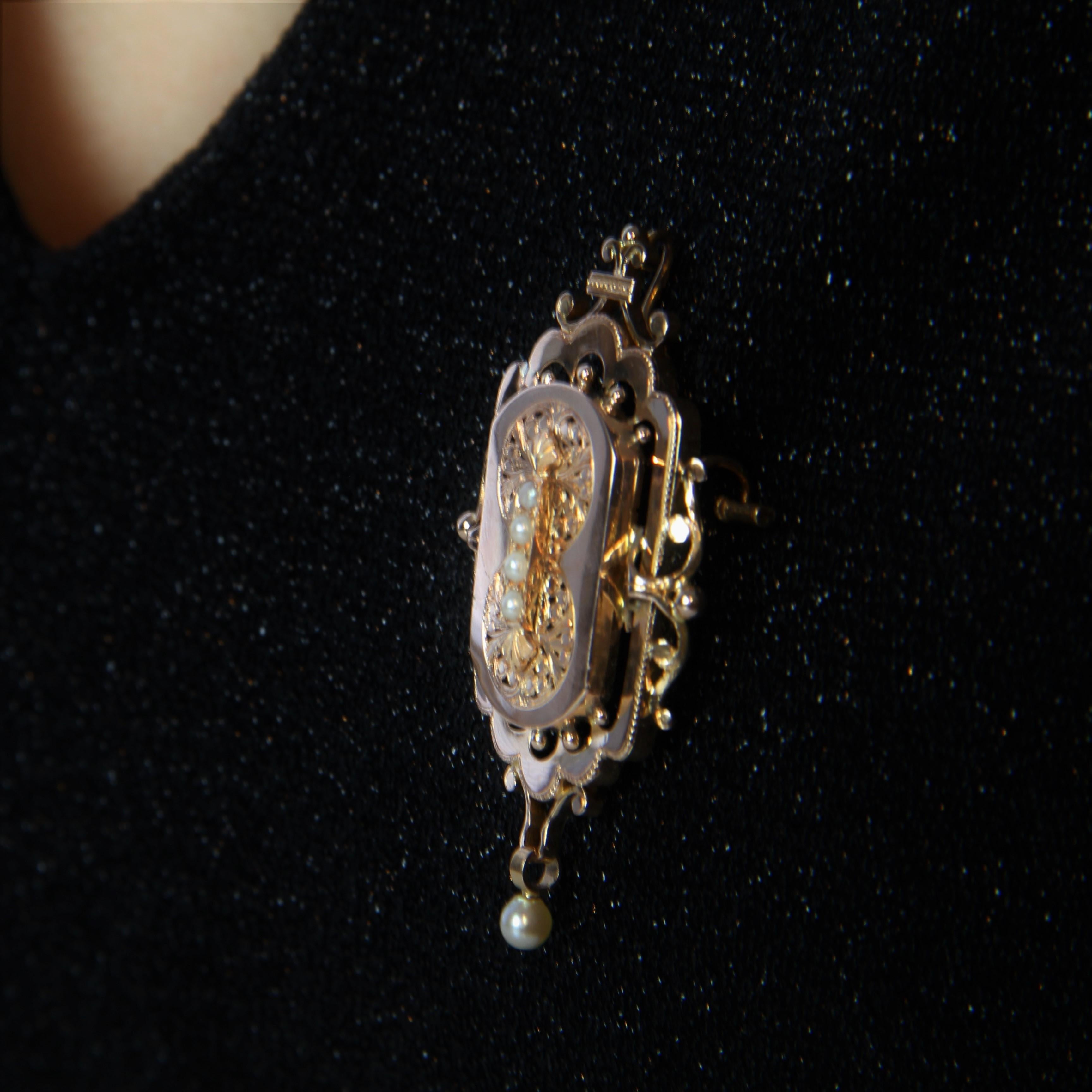 French, 19th Century, Fine Pearl 18 Karat Rose Gold Brooch Pendant 5