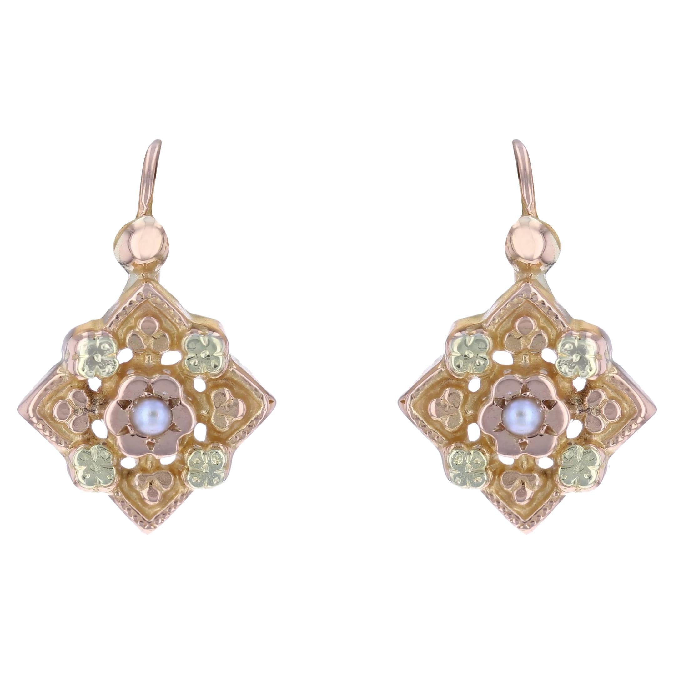 French 19th Century Fine Pearl 18 Karat Rose Gold Lever Back Earrings