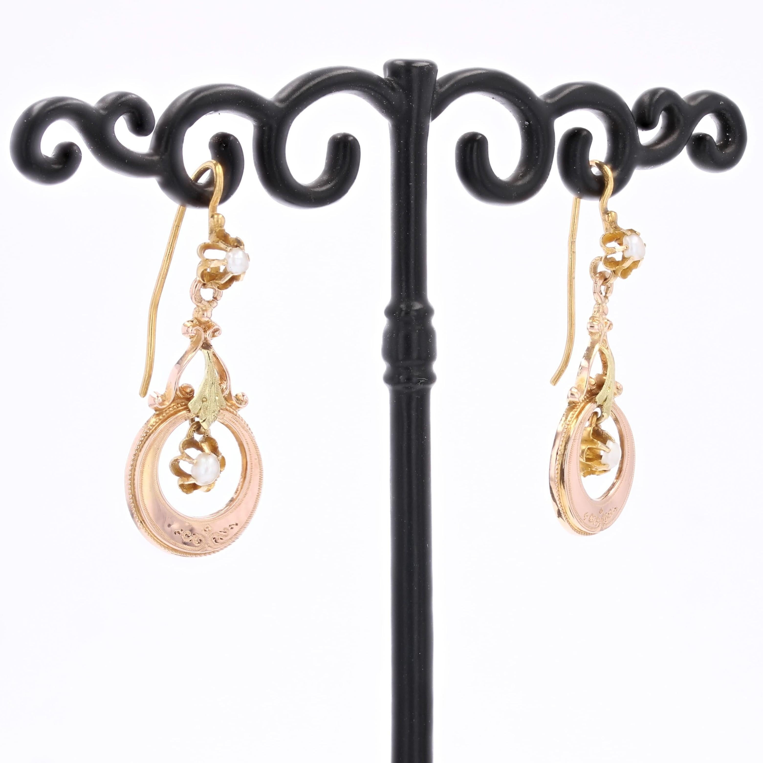 French 19th Century Fine Pearl 18 Karat Rose Green Gold Dangle Earrings In condizioni buone in vendita a Poitiers, FR