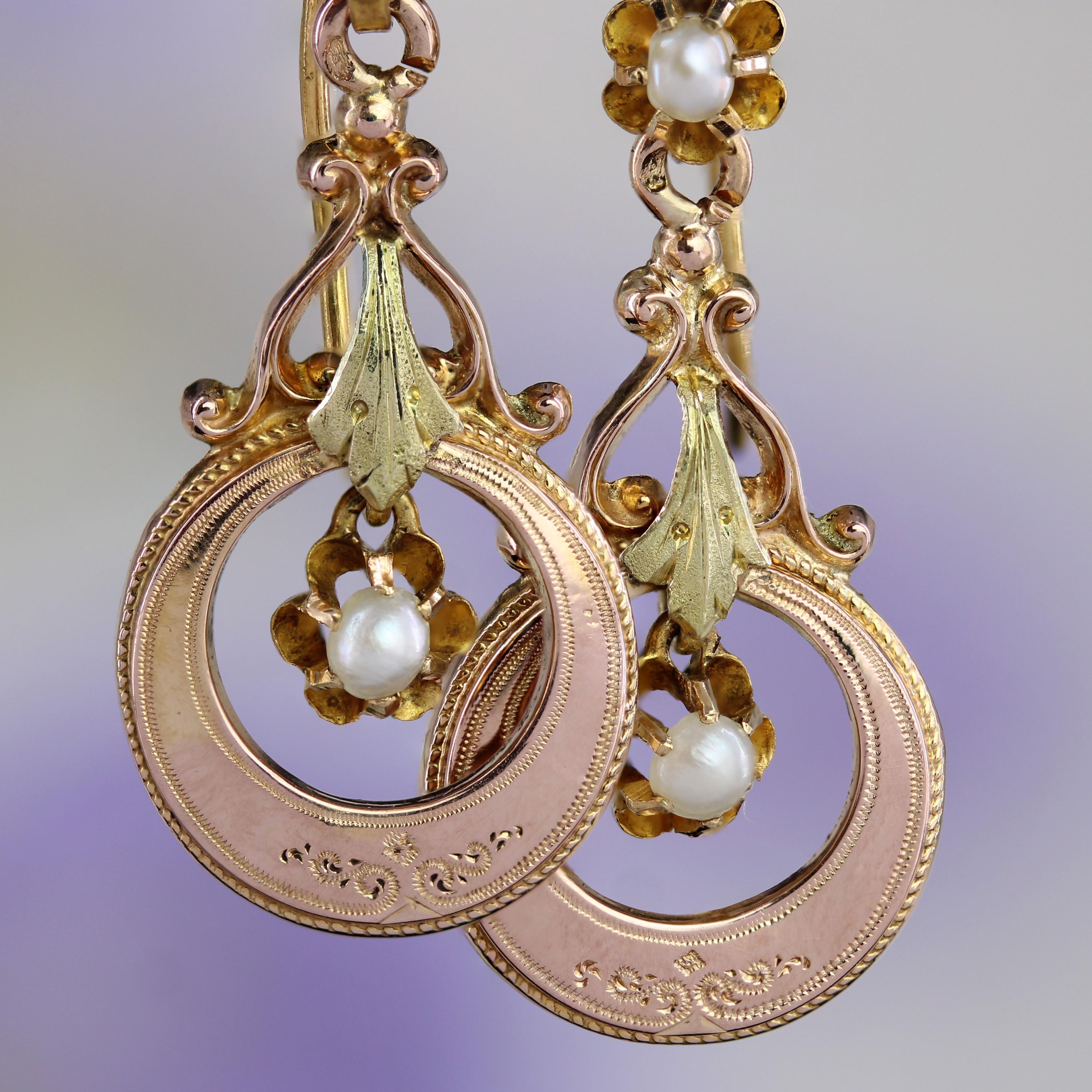 Donna French 19th Century Fine Pearl 18 Karat Rose Green Gold Dangle Earrings in vendita